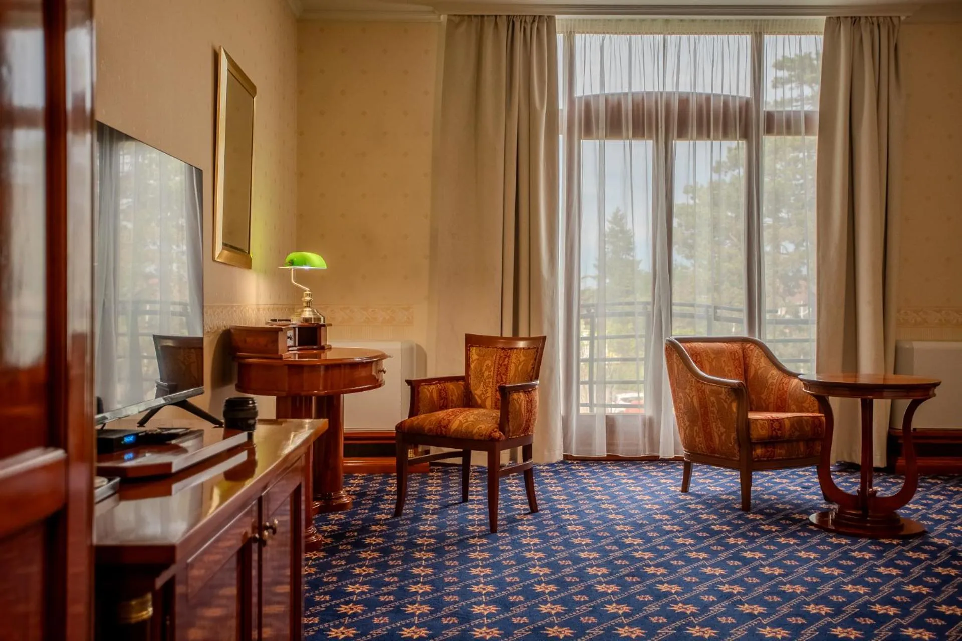 Seating area in Hotel Golden Palace