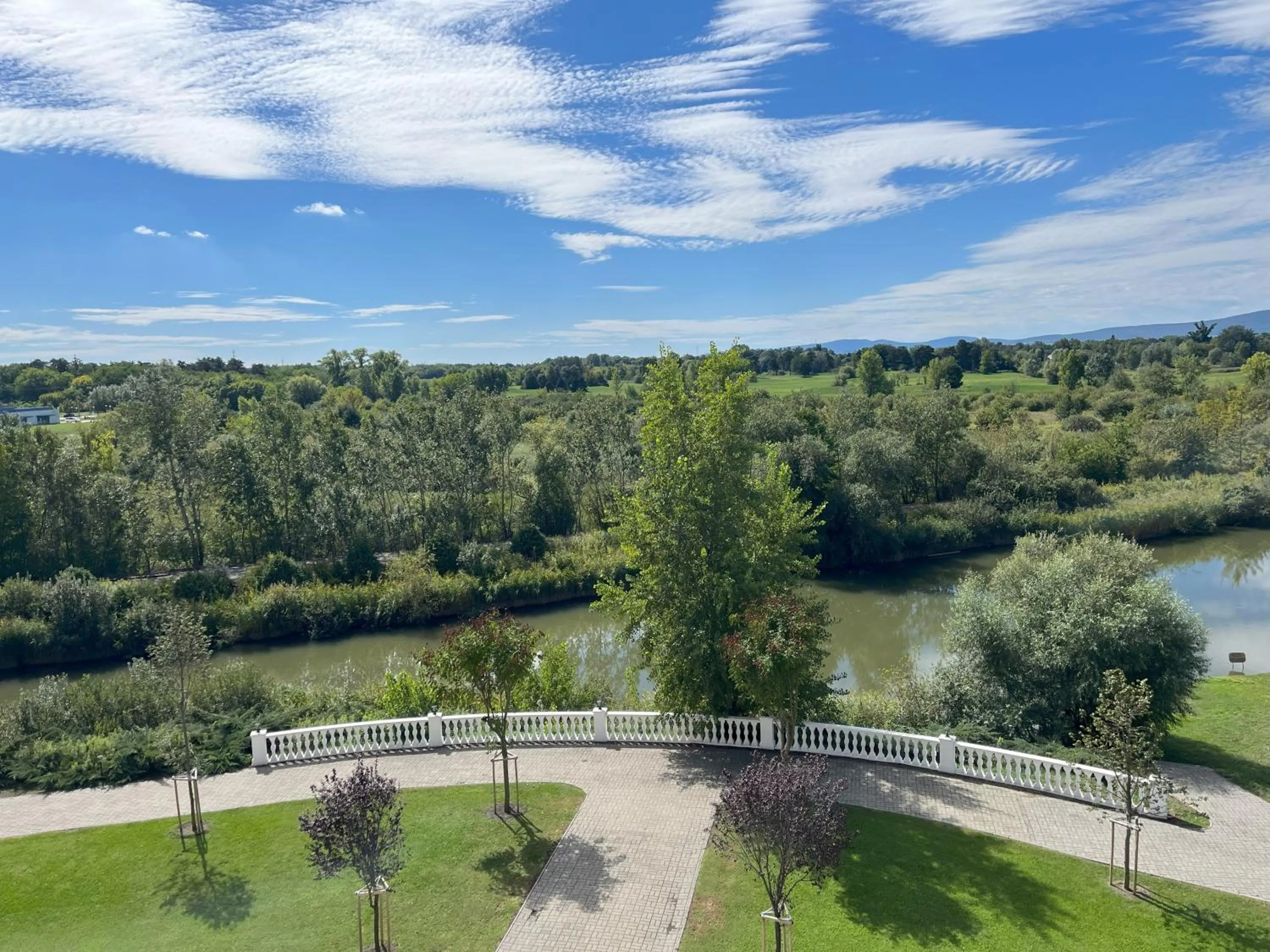 Natural landscape in Hotel Golden Palace