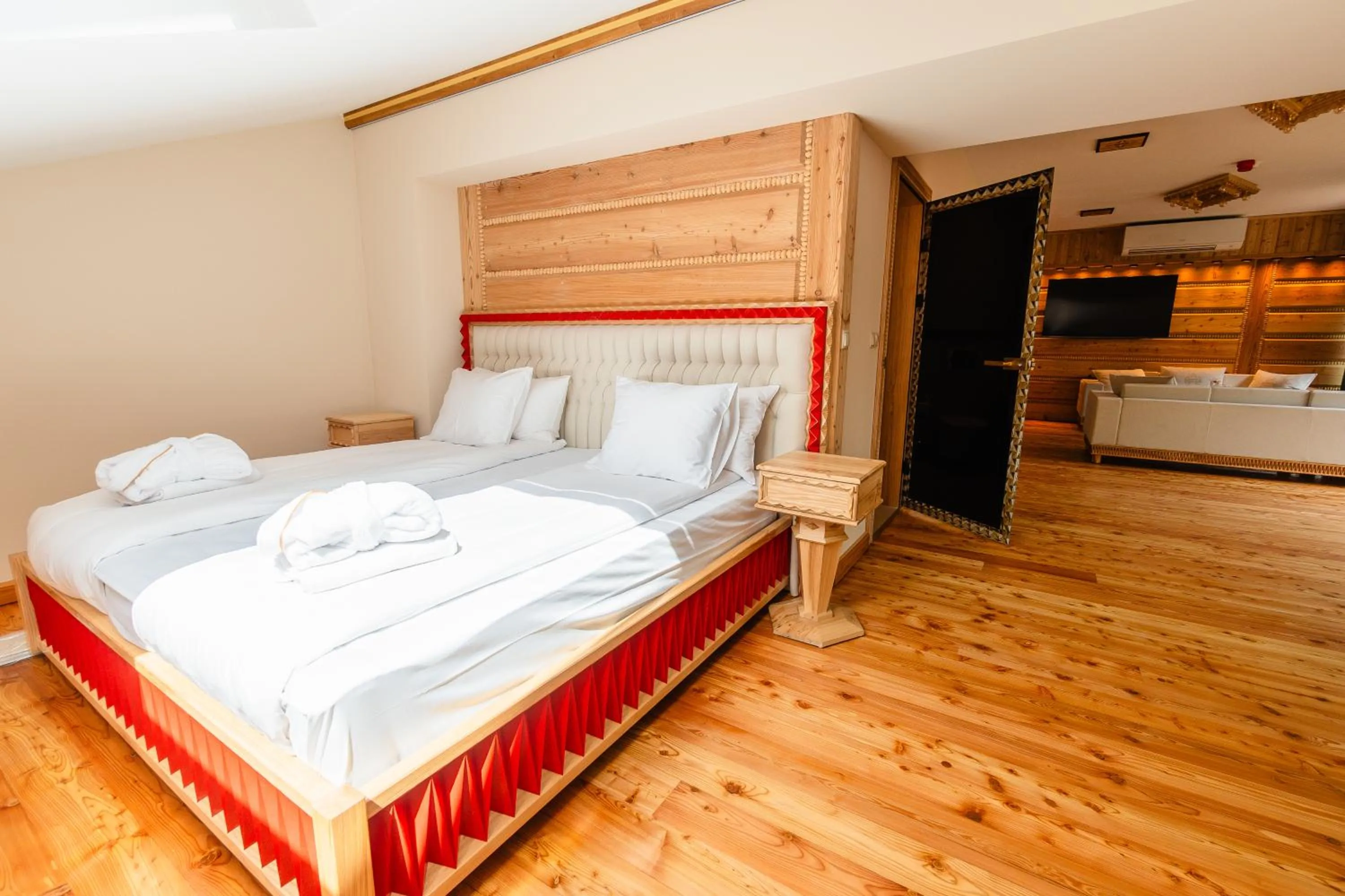 Bed in Mountain Diamond Resort