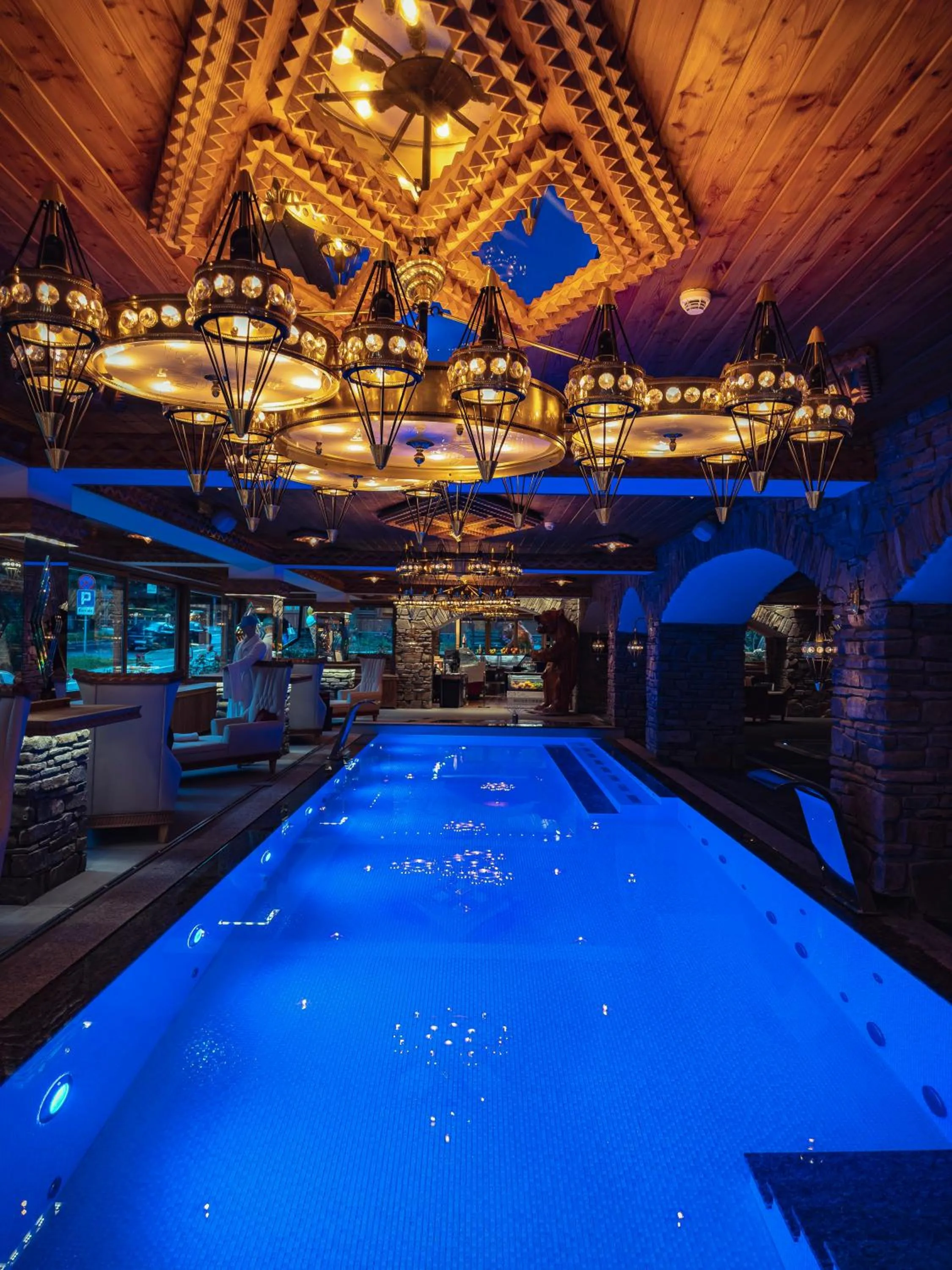 Pool view in Mountain Diamond Resort