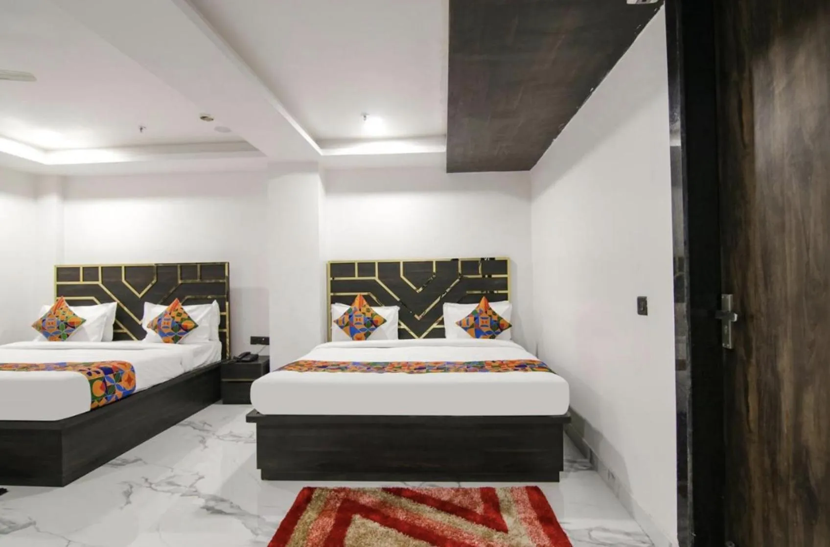 Bed in Hotel GreySky Karkardooma AnandVihar New Delhi