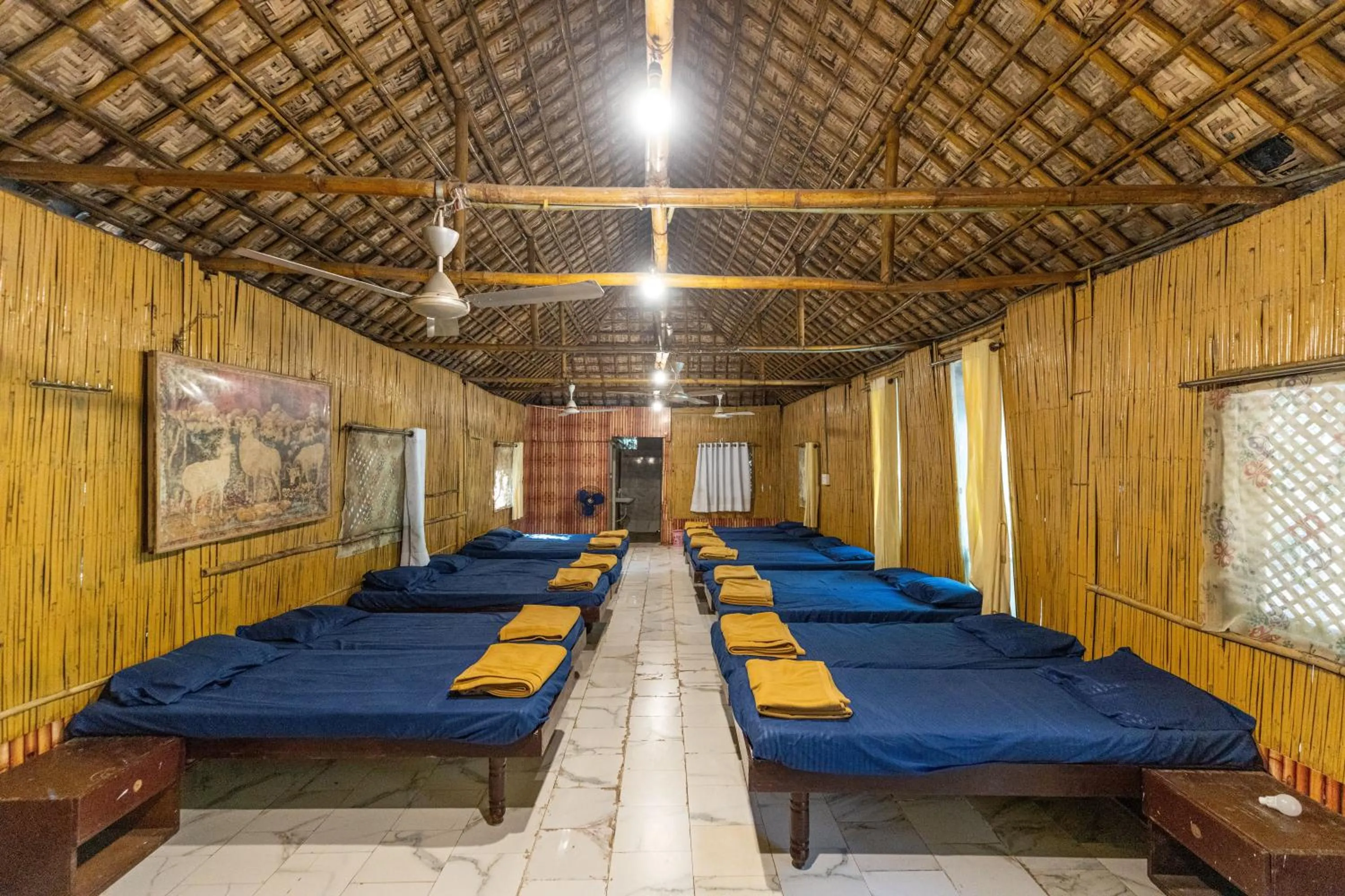 Photo of the whole room in Brook Ville