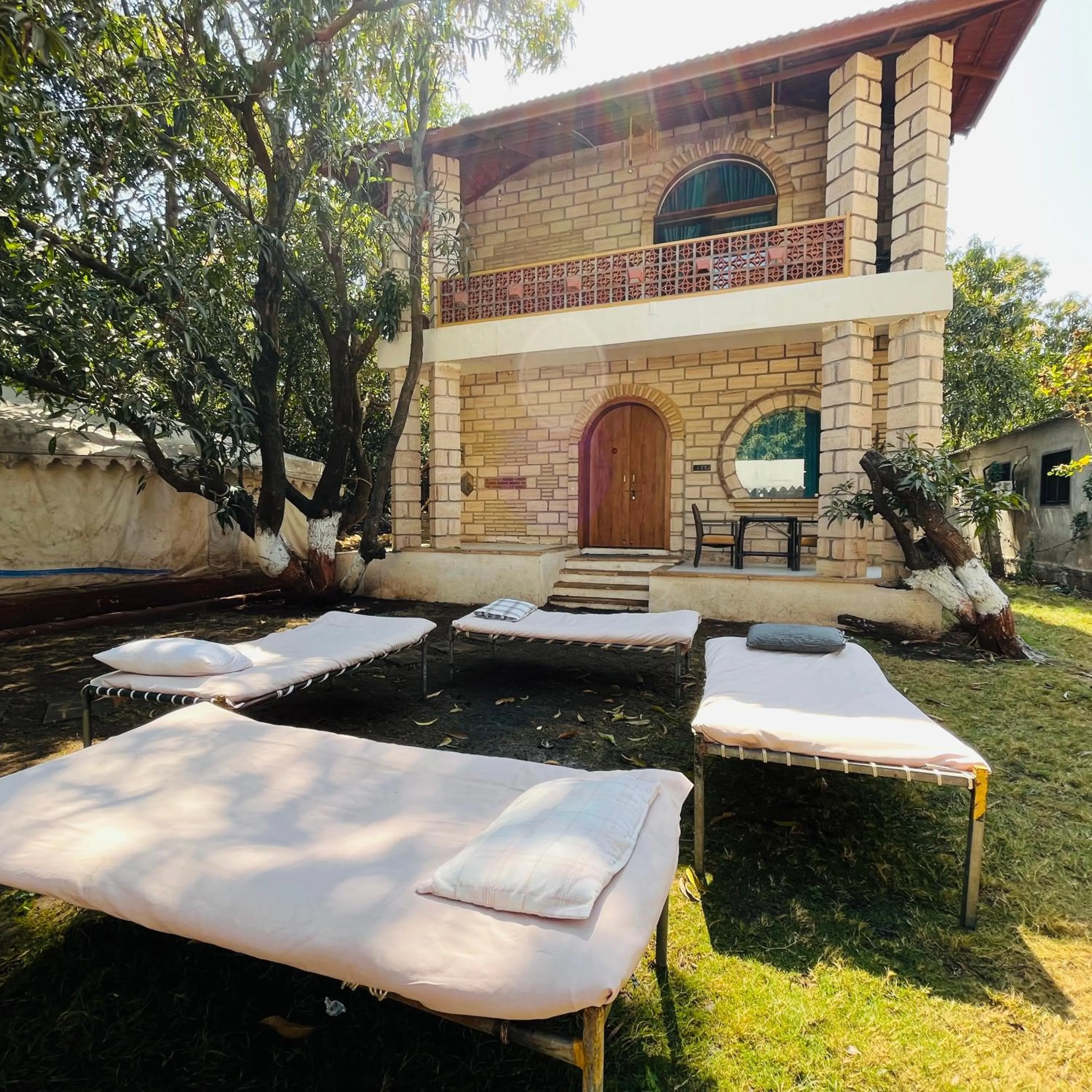 Property building in Brook Ville