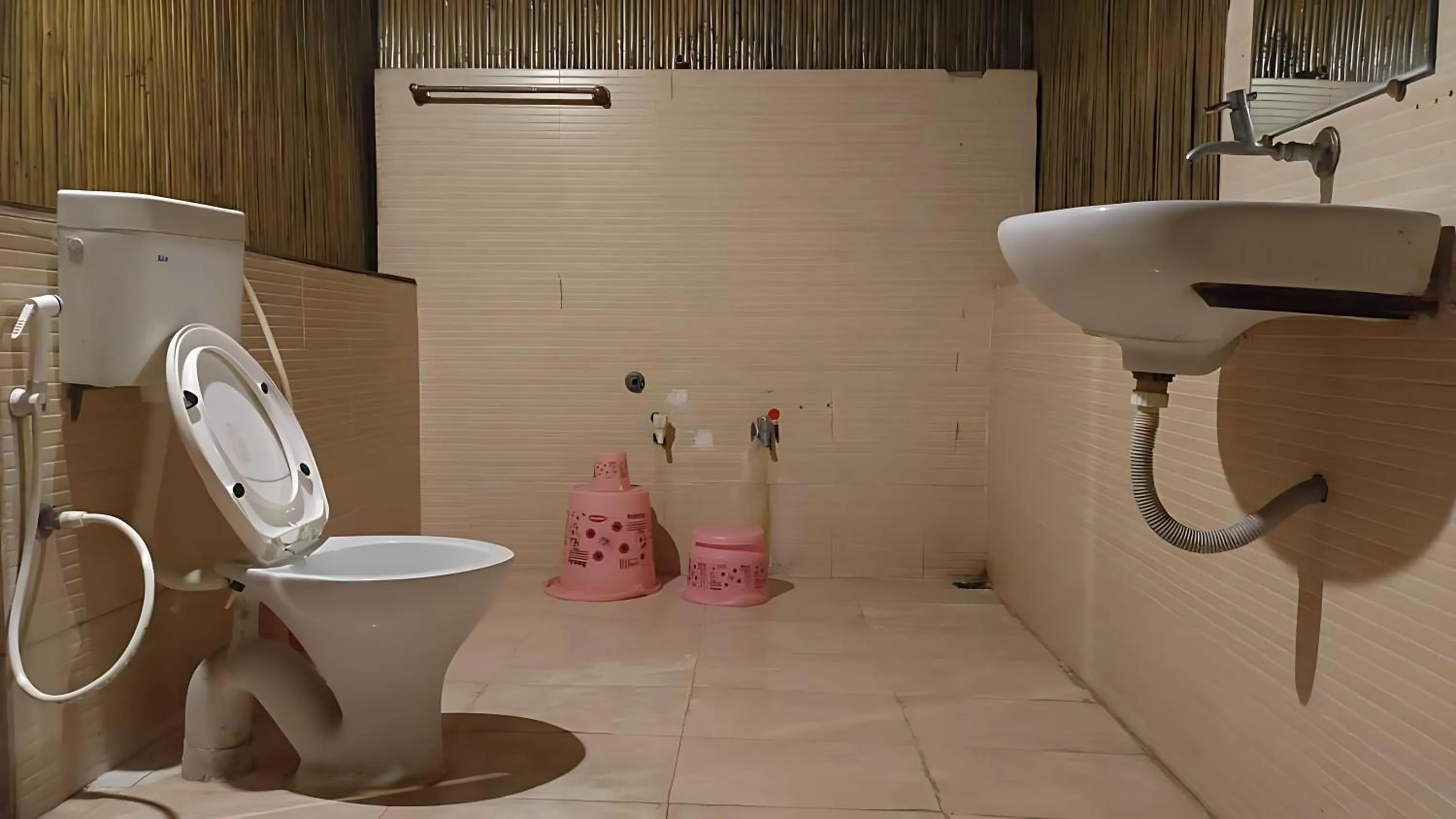 Shower in Brook Ville