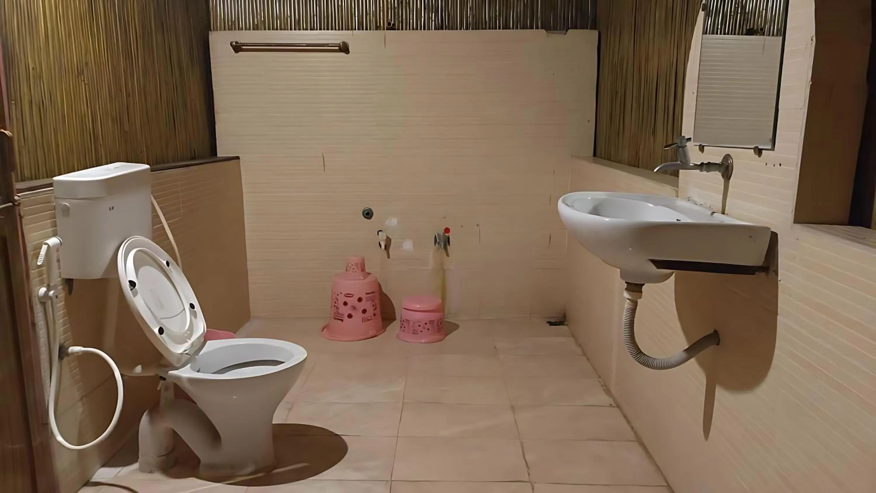 Shower in Brook Ville