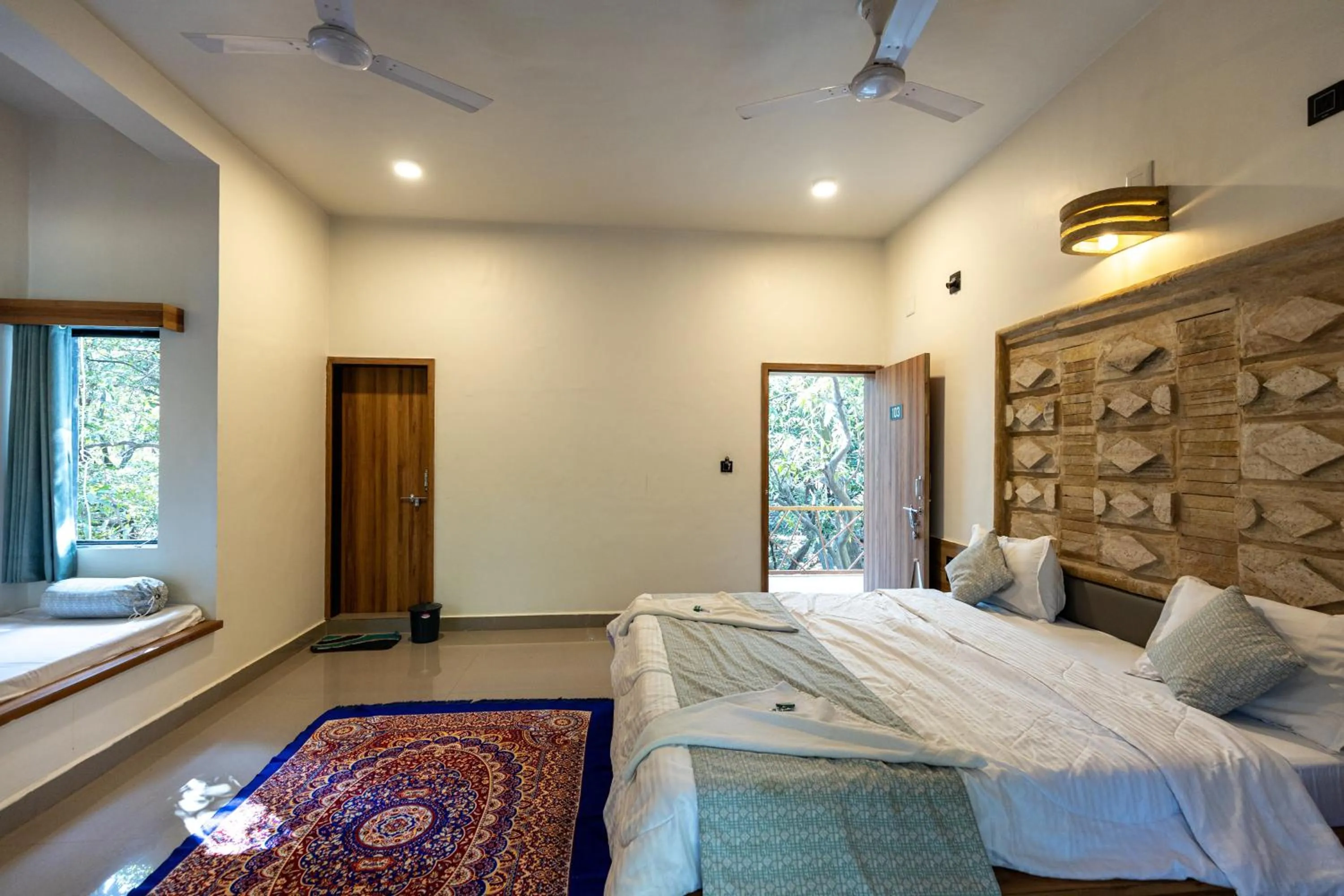 Bedroom, Bed in Brook Ville