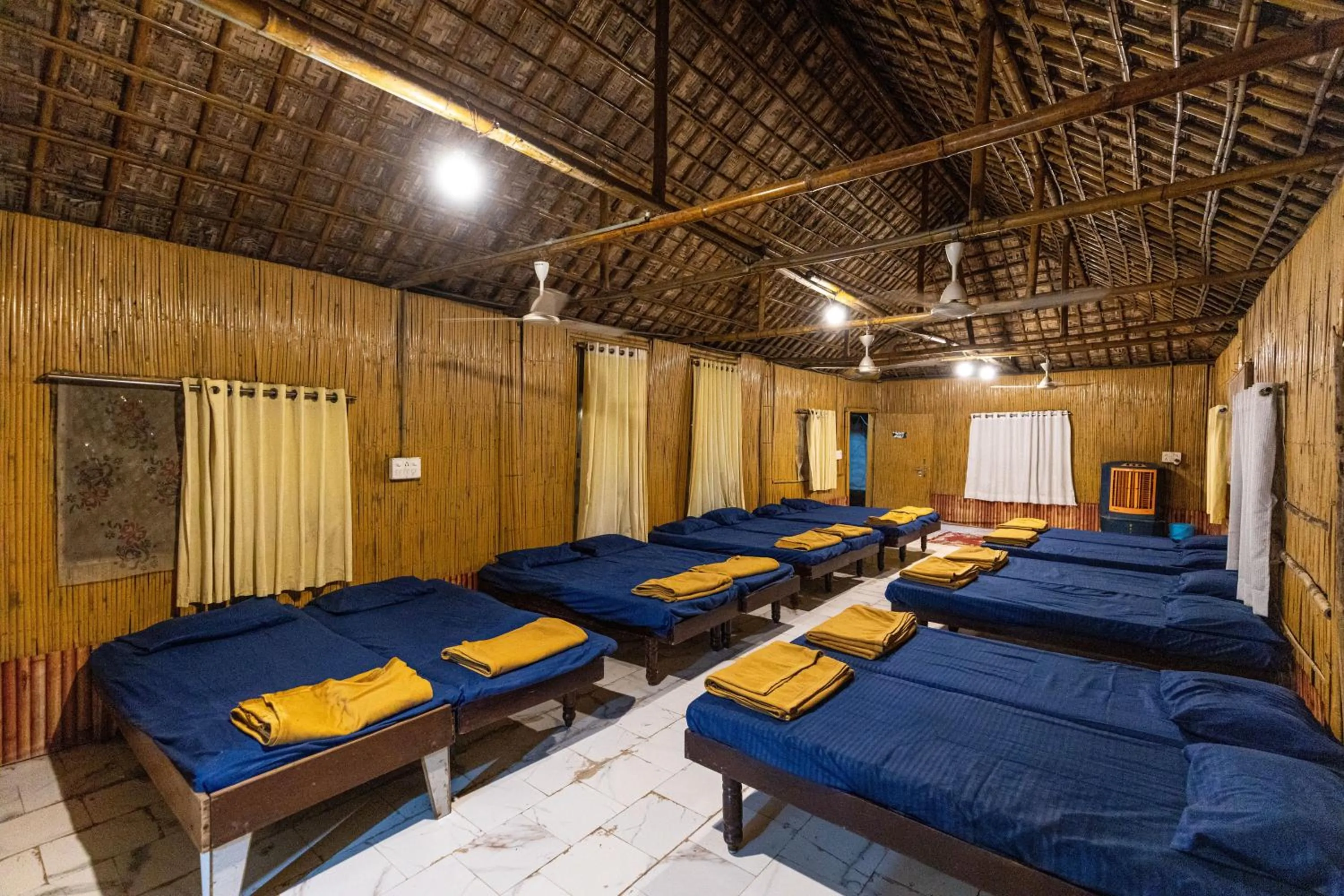 Photo of the whole room in Brook Ville