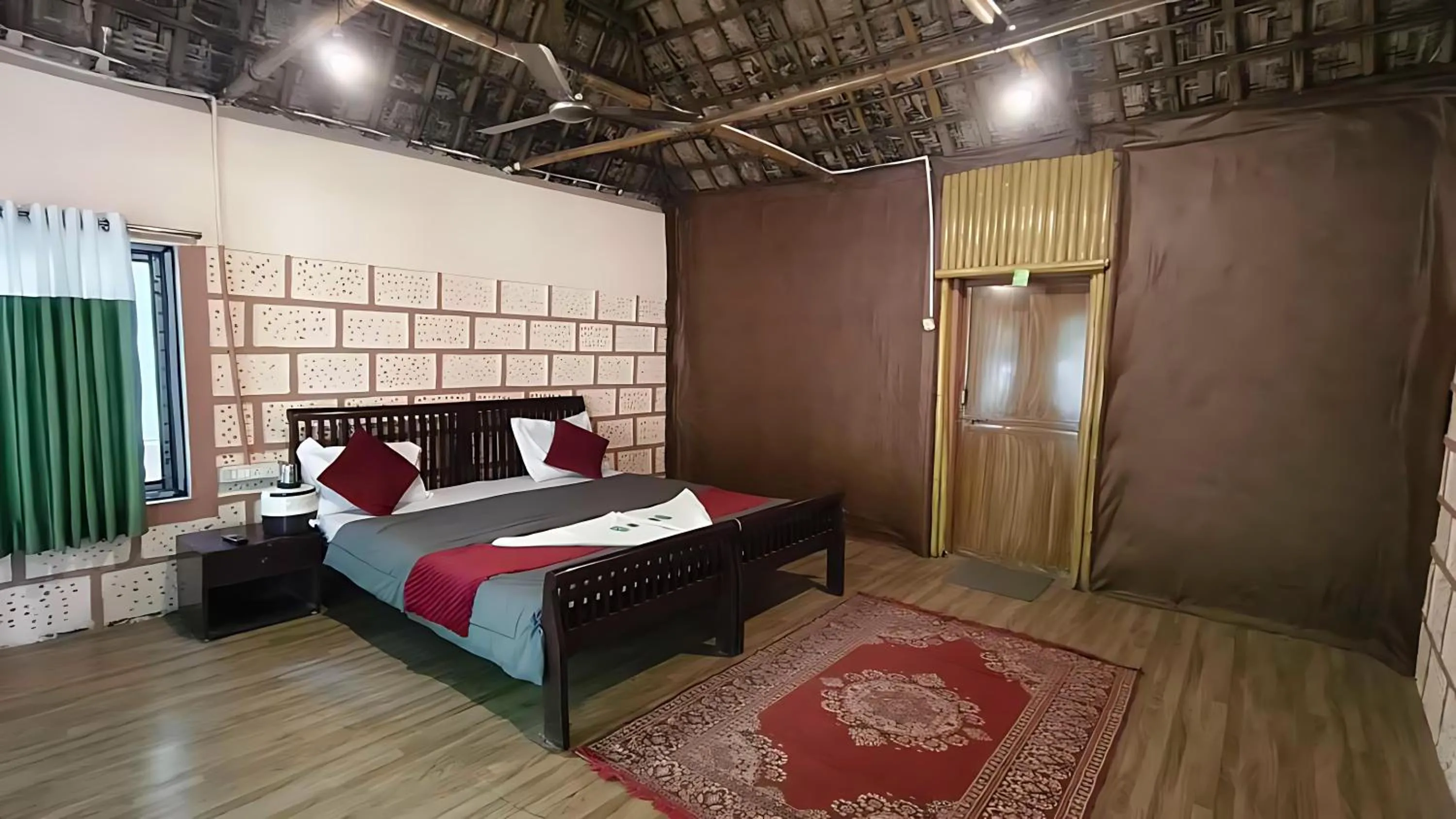 Bedroom, Bed in Brook Ville