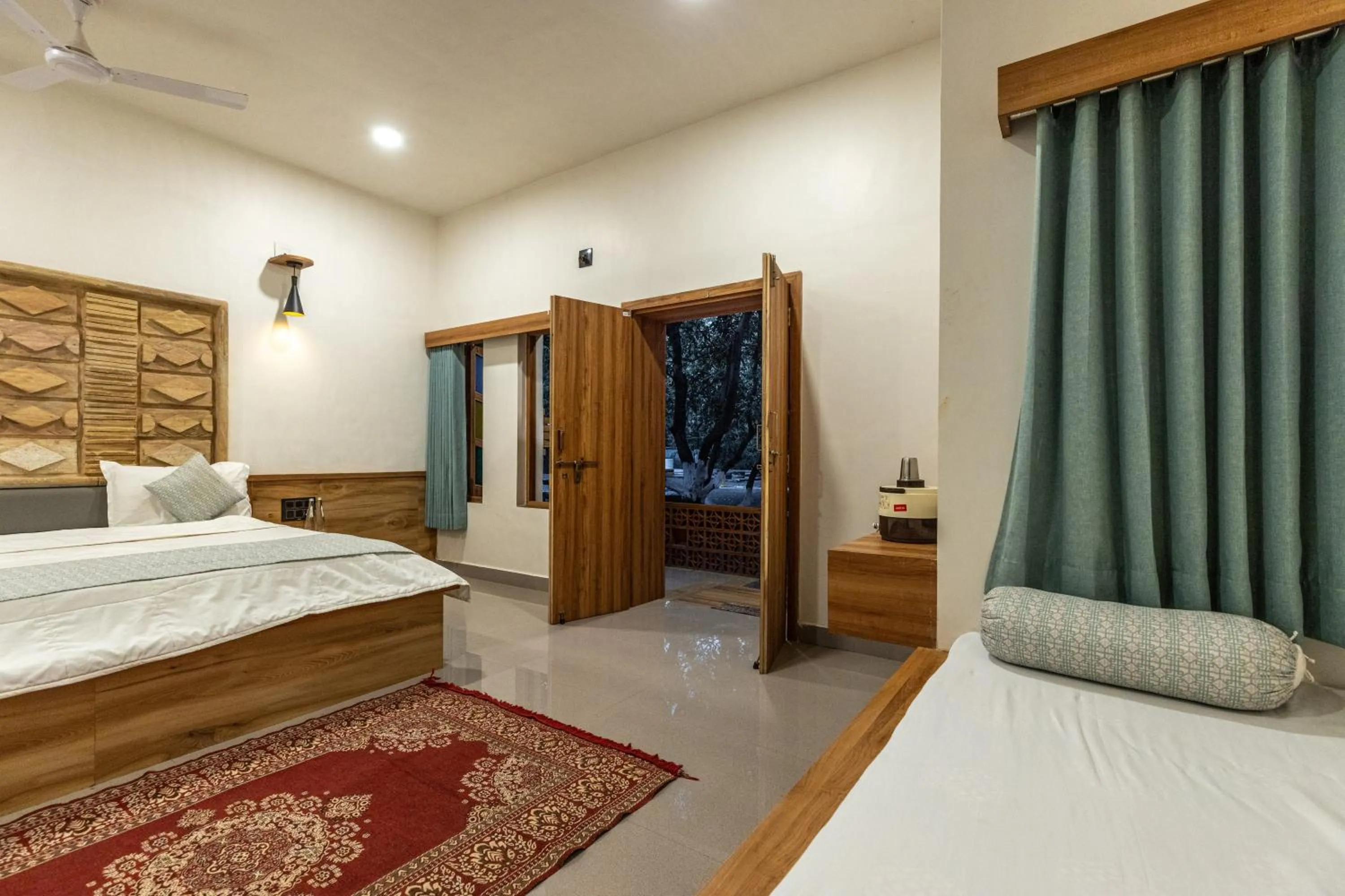 Photo of the whole room, Bed in Brook Ville