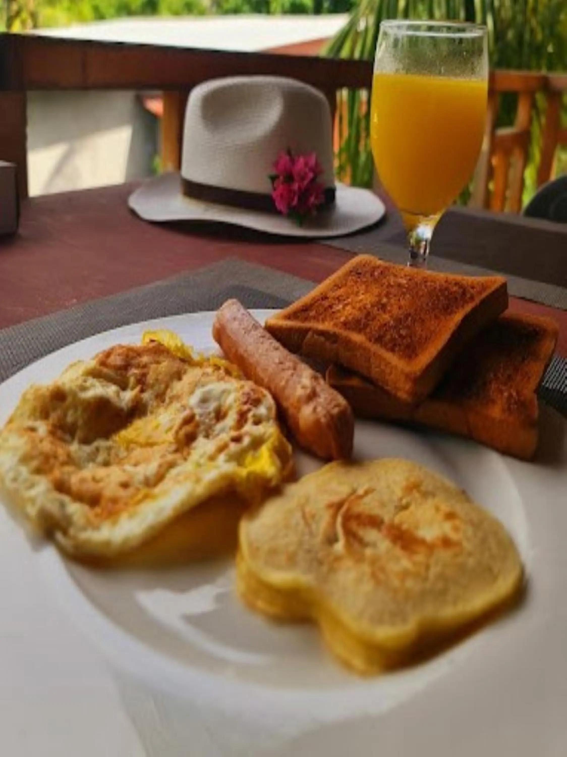 Breakfast in Madi Grand Maldives