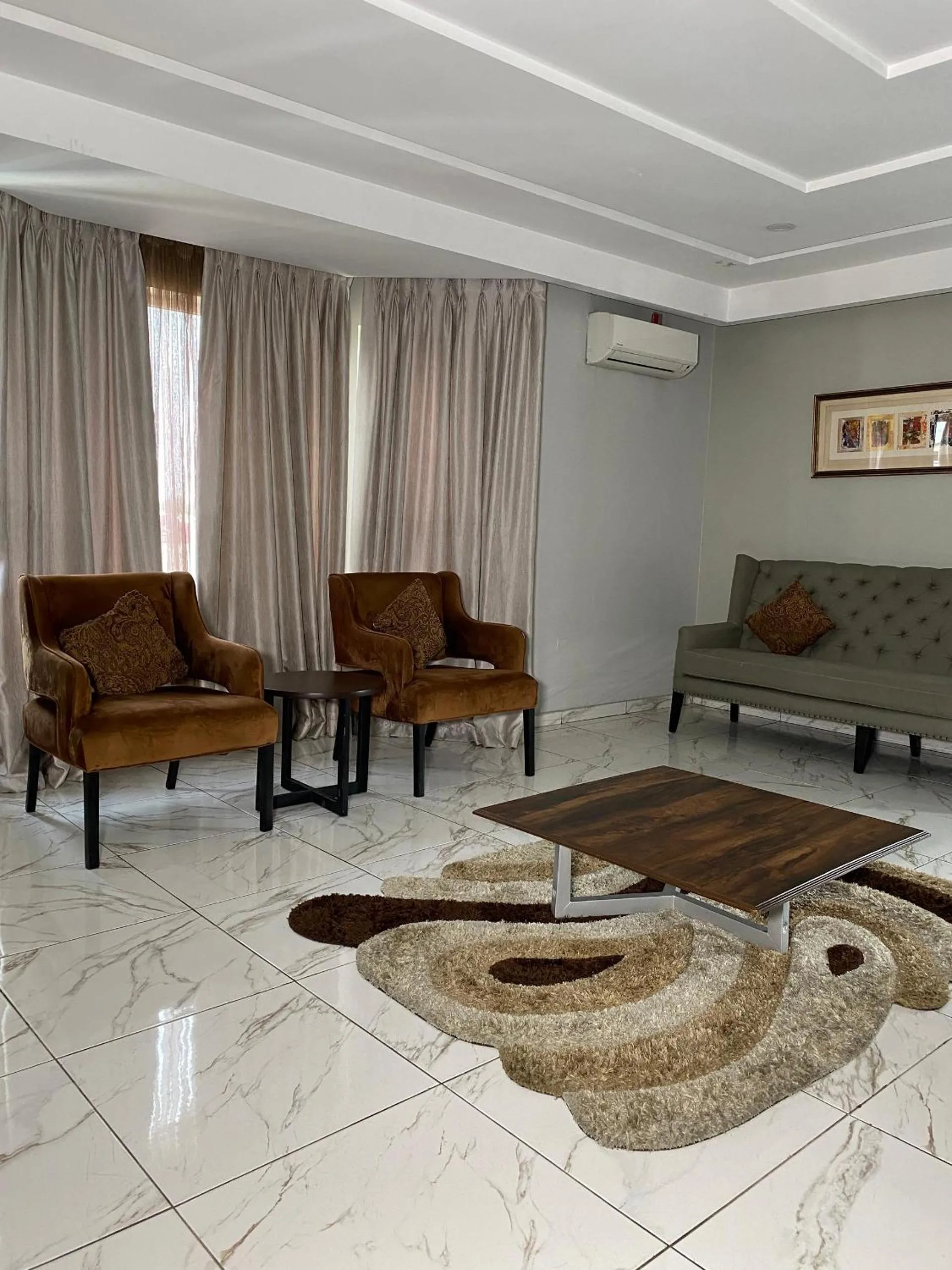 Genesis Reventon Hotel