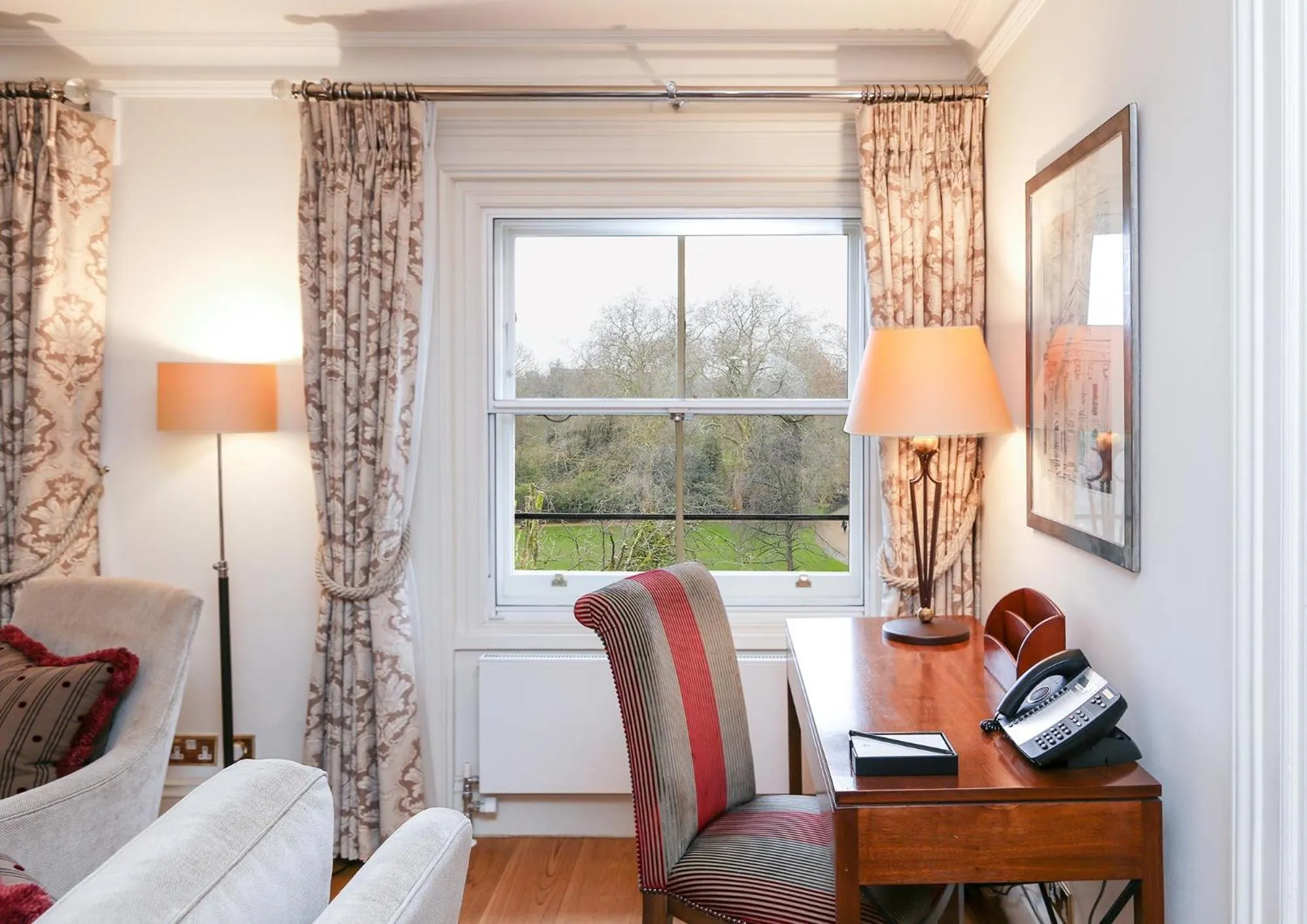 Living room in Cheval Hyde Park Gate