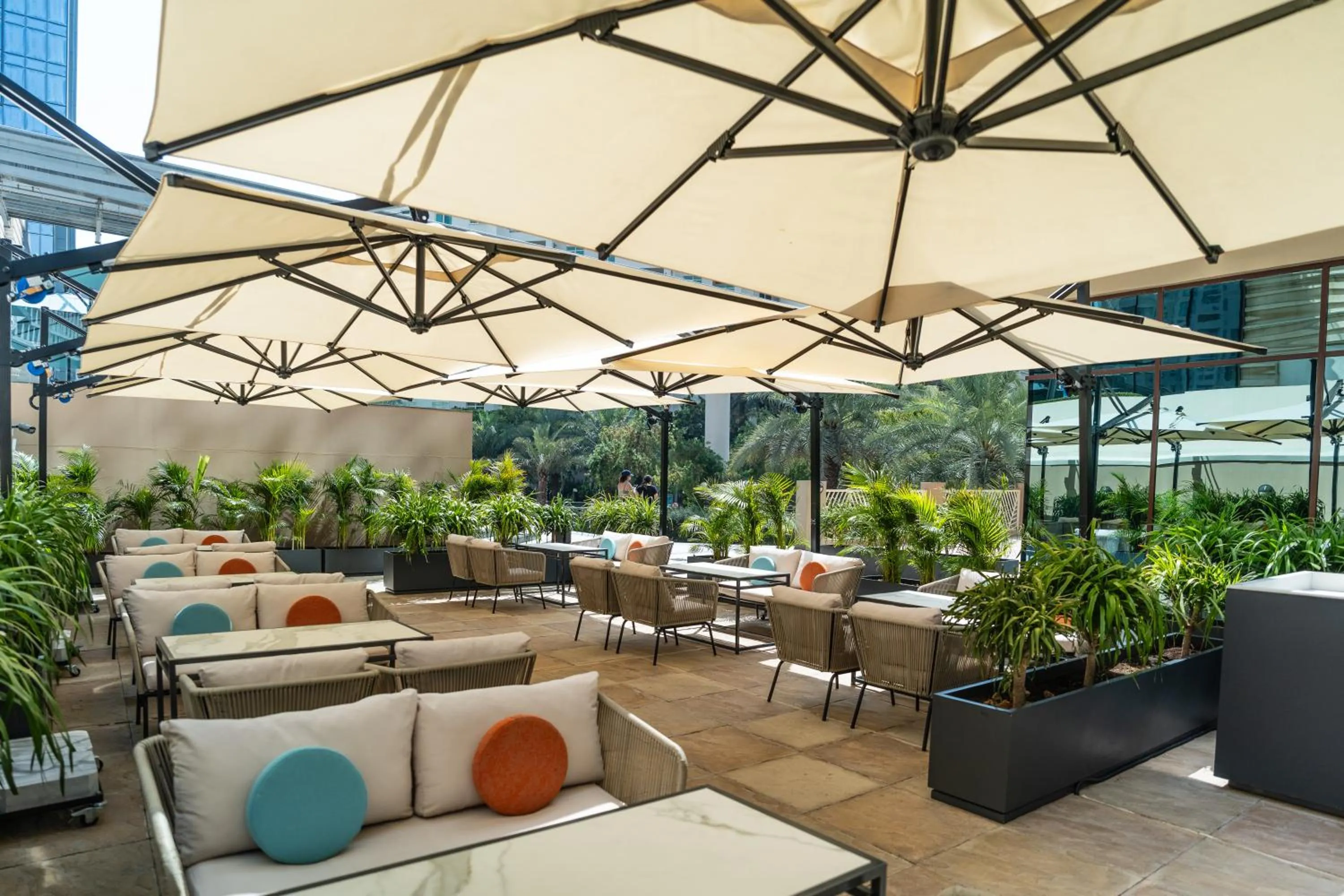 Restaurant/places to eat in Cheval Hyde Park Gate