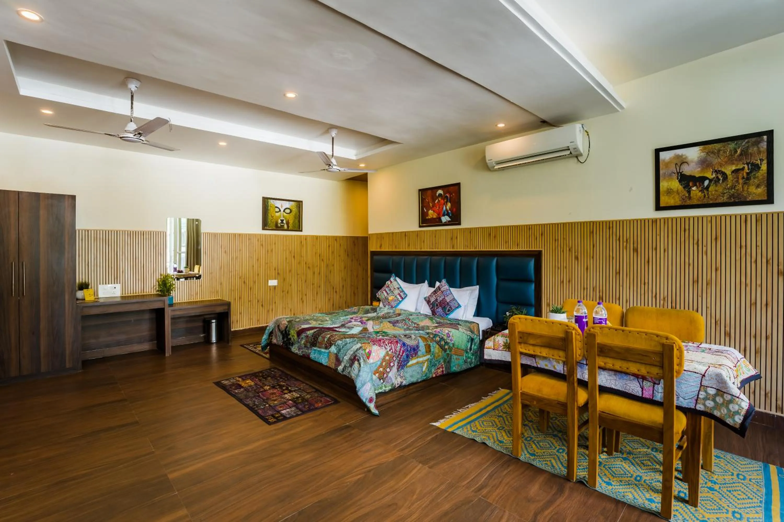 TV and multimedia, Bed in Tripli Hotels Ayushman Retreat