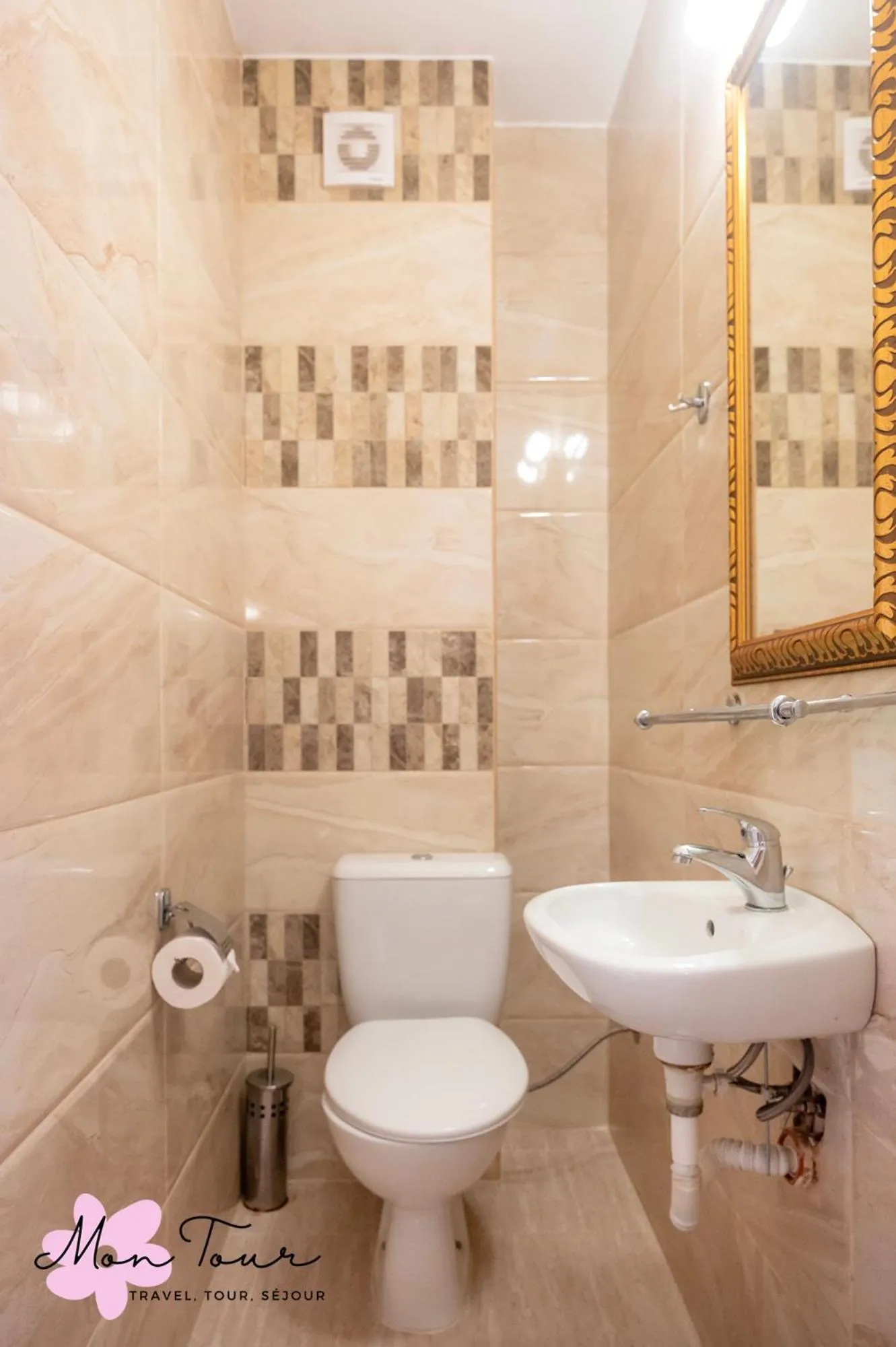 Toilet in Mon Tour apartments