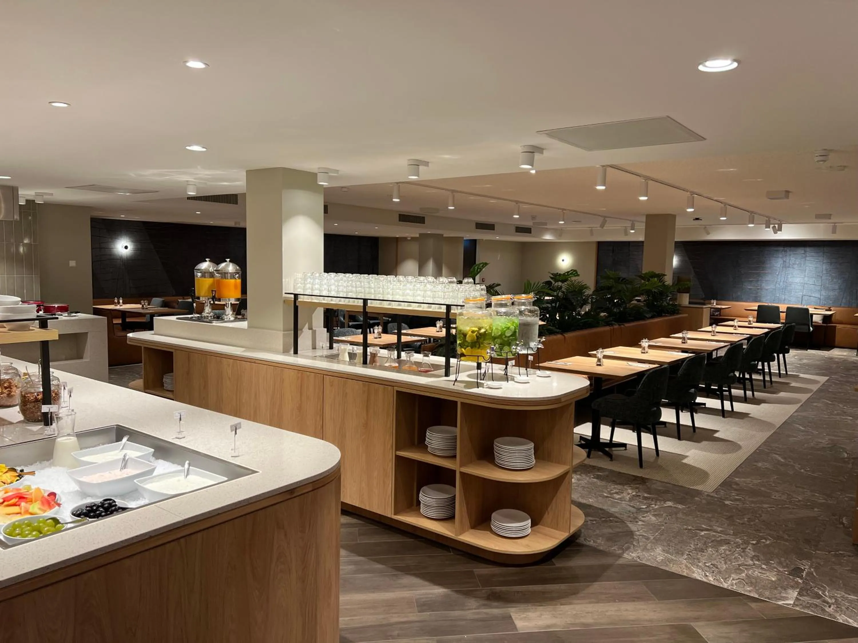 Buffet breakfast in Hotel de Schelde