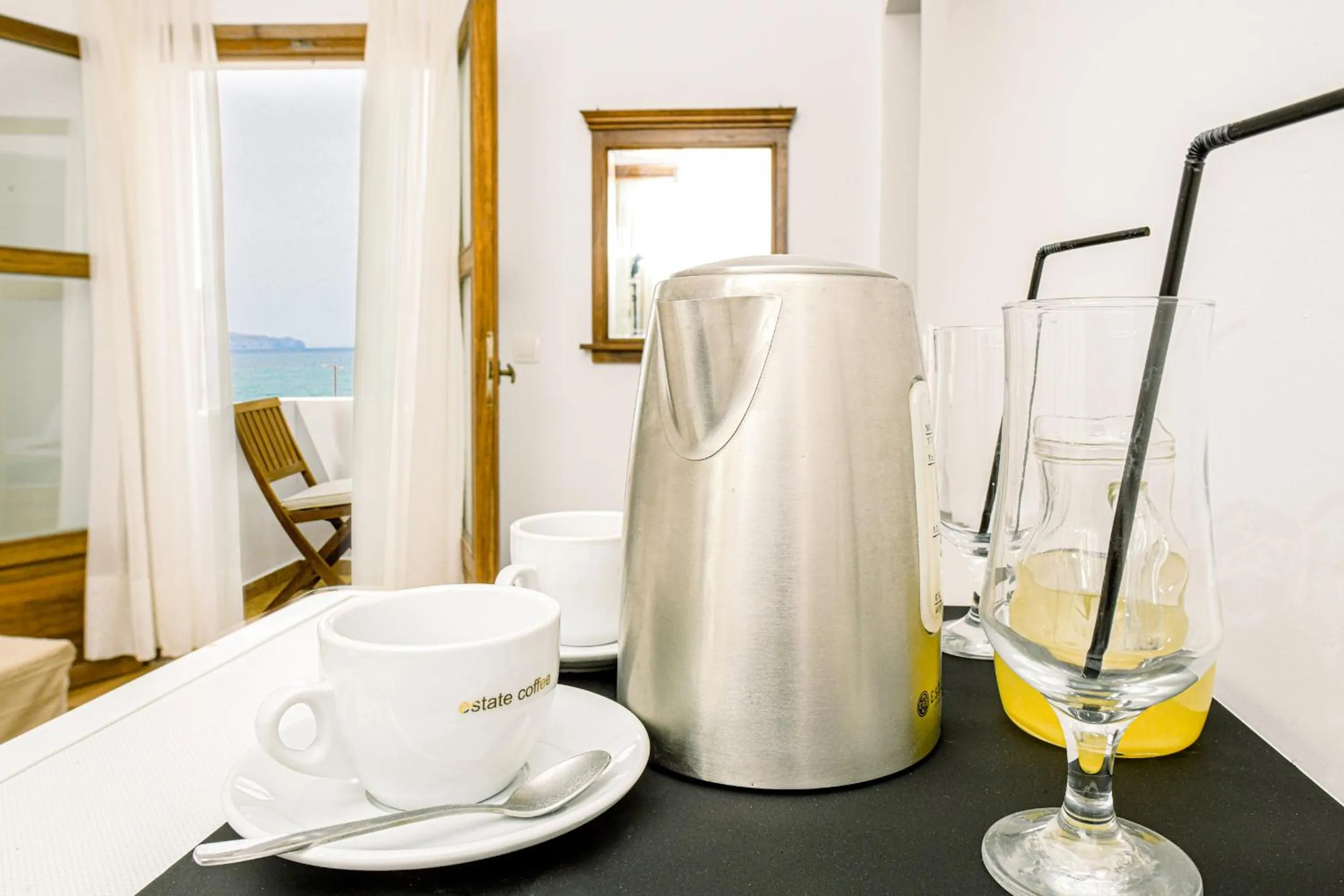 Coffee/tea facilities in Kissamos Bay Hotel