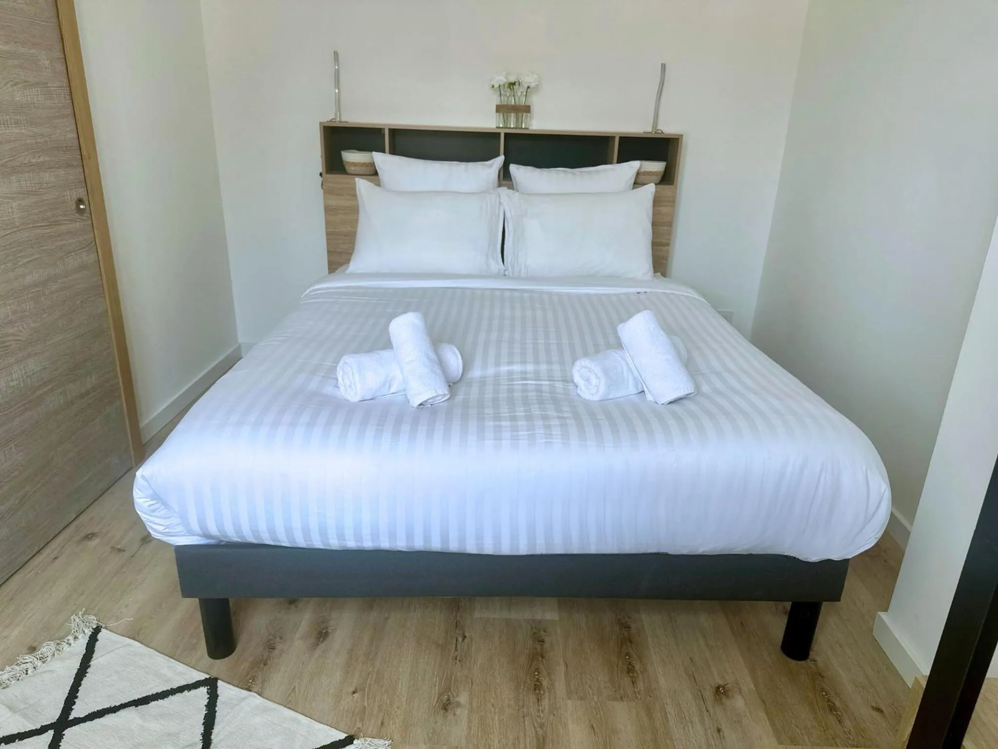 Bedroom, Bed in L'Appart des Platanes