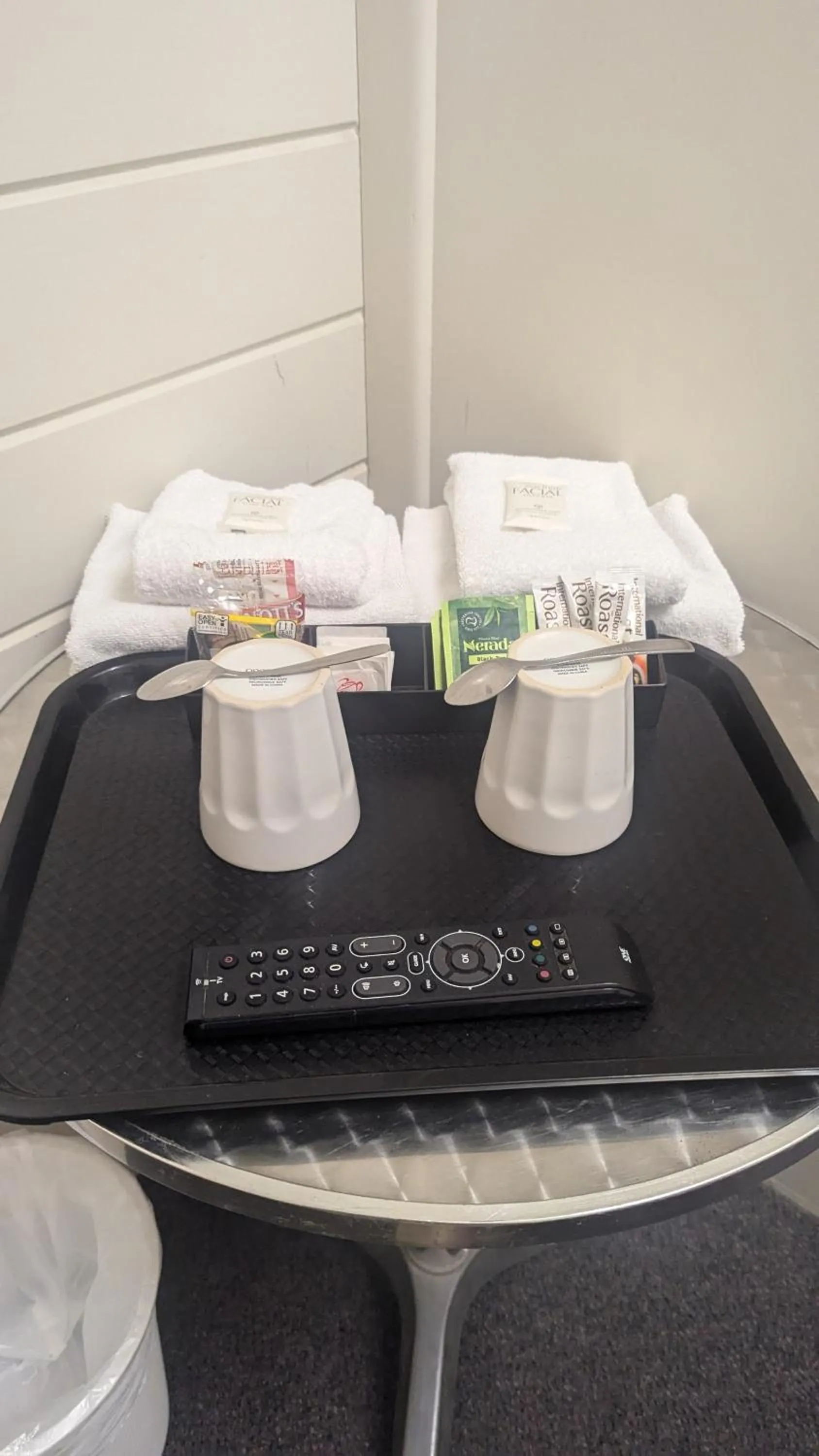 GRAND CENTRAL HOTEL PROSERPINE