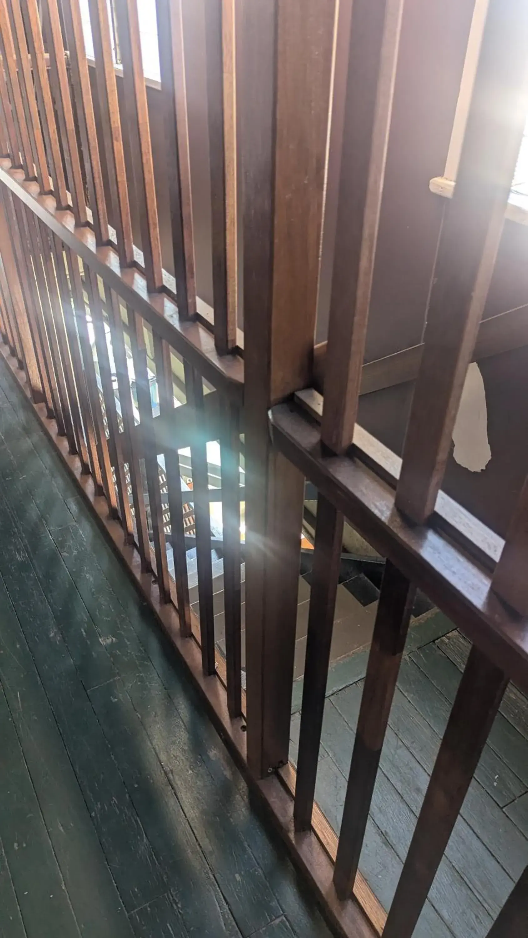 Queen Room with Shared Bathroom in GRAND CENTRAL HOTEL PROSERPINE Queen Room with Shared Bathroom in GRAND CENTRAL HOTEL PROSERPINE