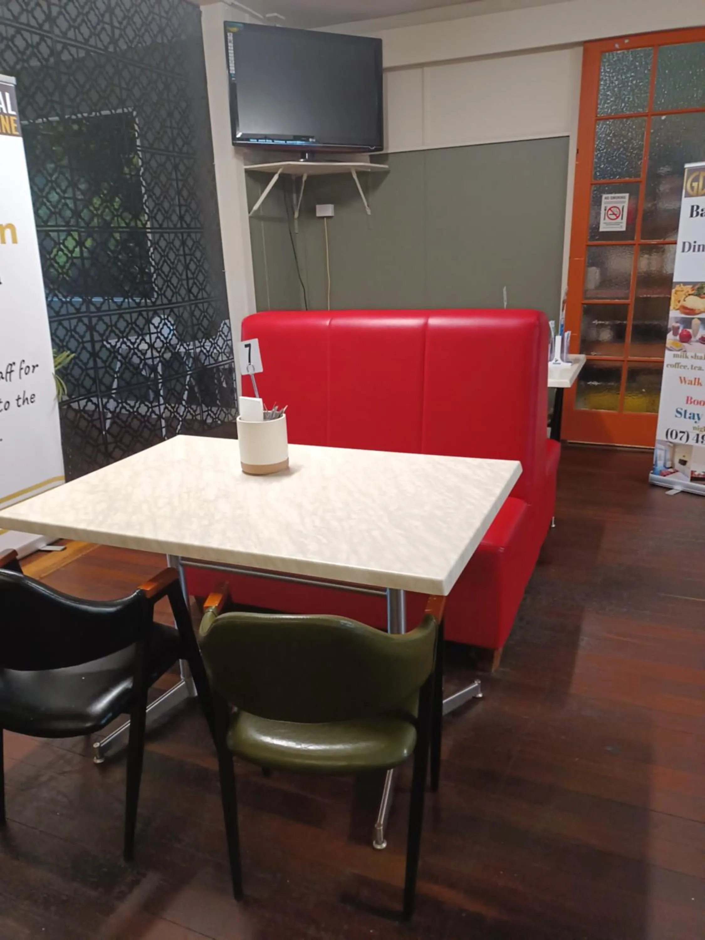 Restaurant/places to eat in GRAND CENTRAL HOTEL PROSERPINE