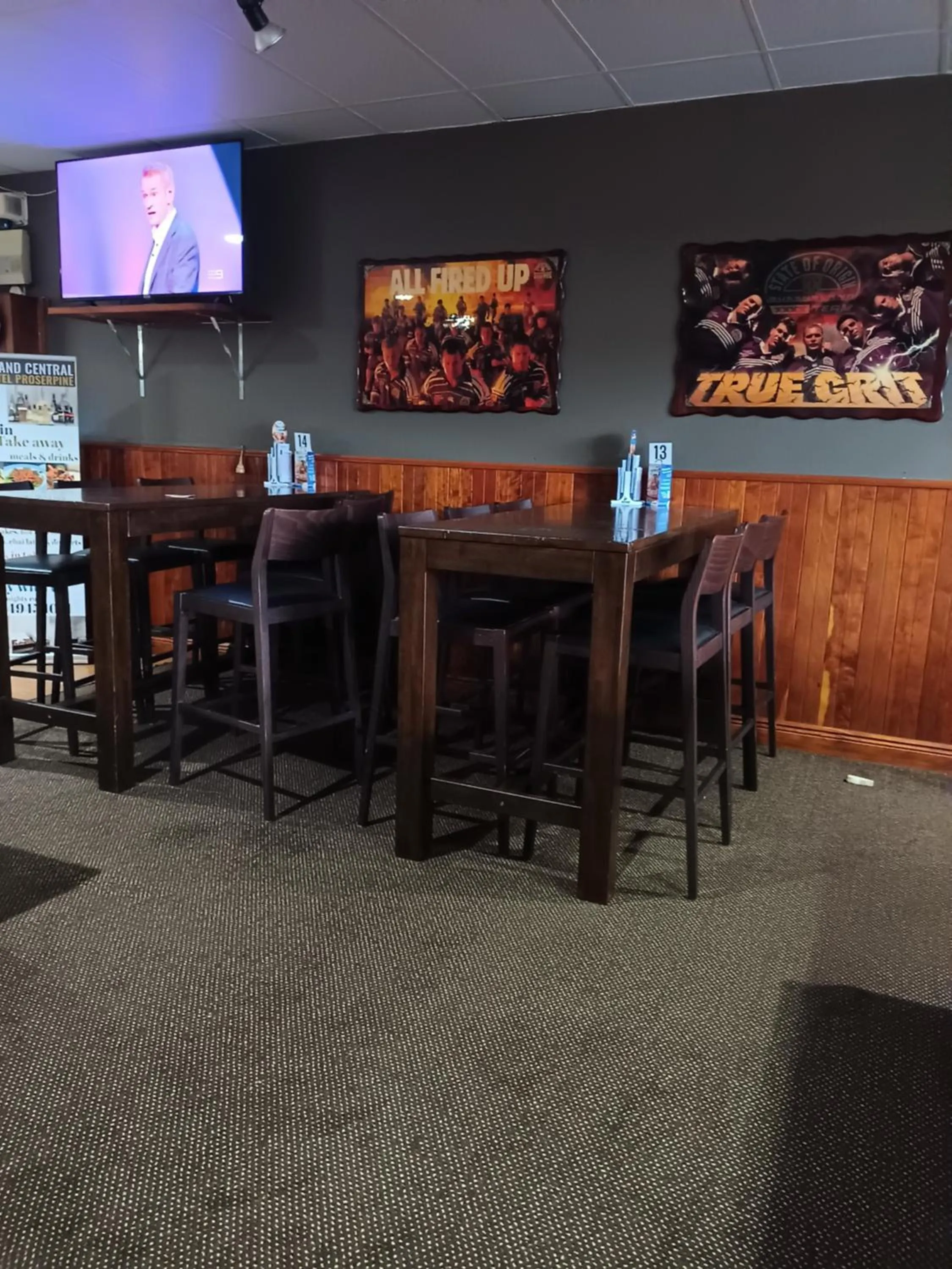 Lounge or bar in GRAND CENTRAL HOTEL PROSERPINE