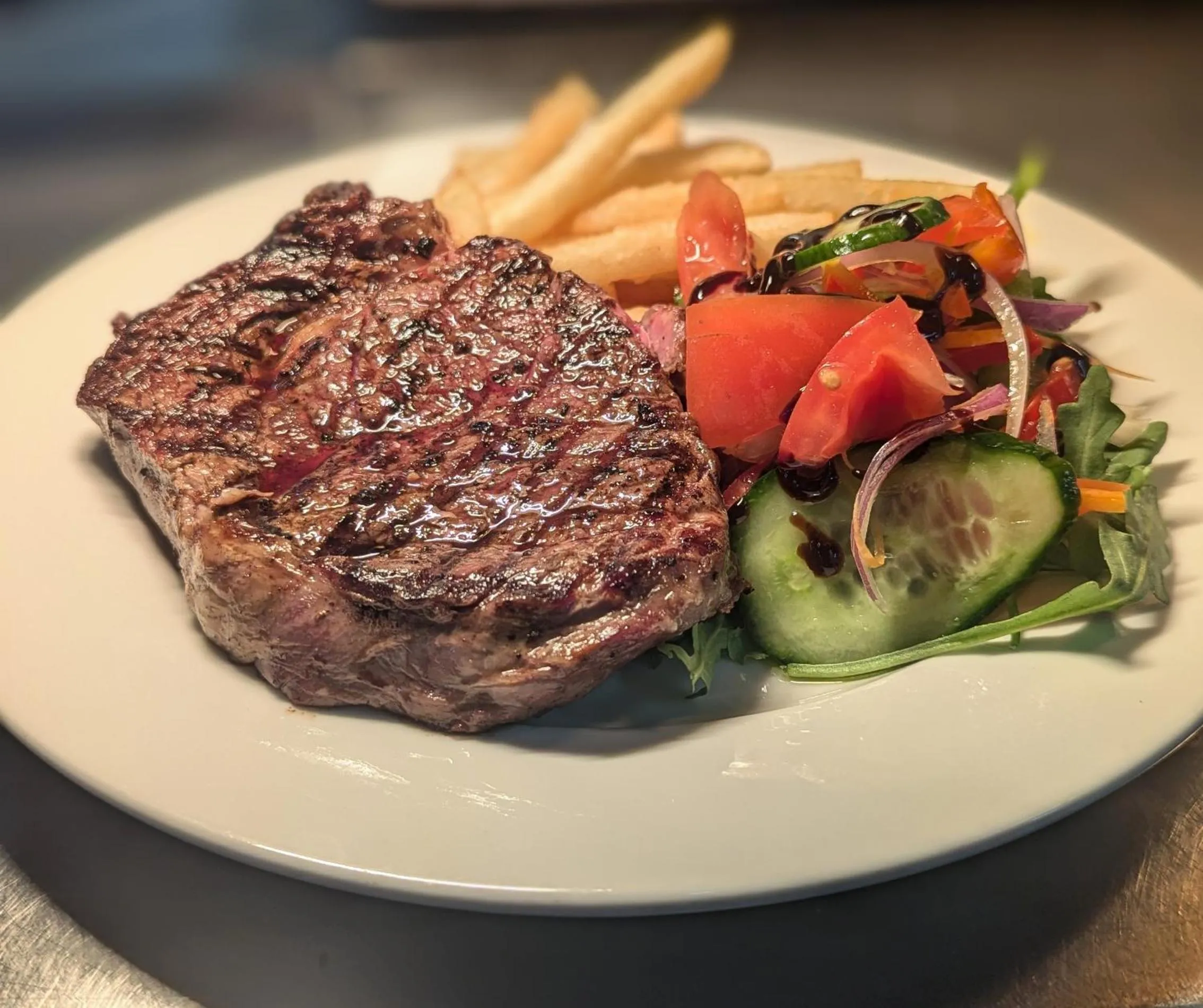 Food in GRAND CENTRAL HOTEL PROSERPINE