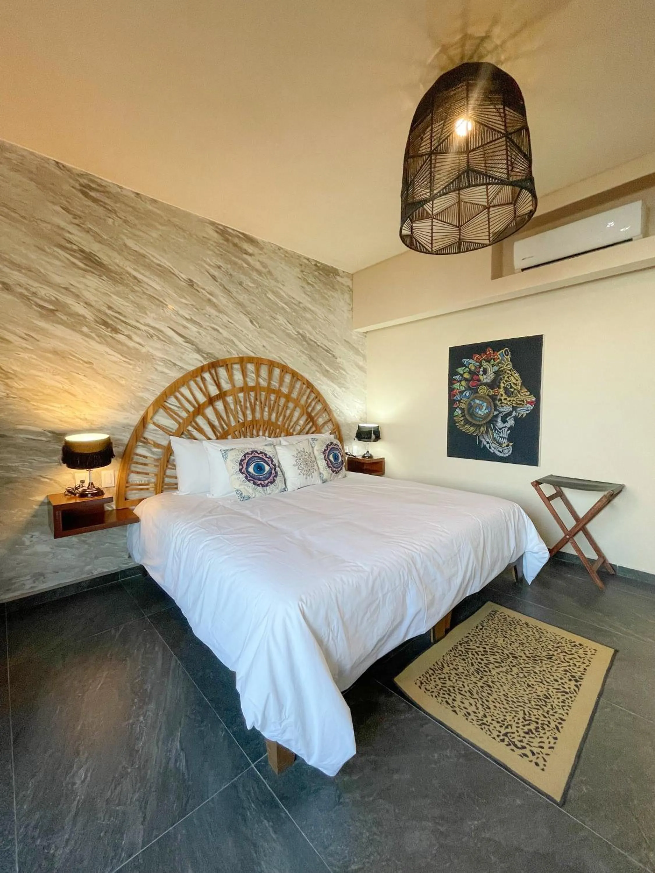 Bed in Akuazul Resorts Adults Only