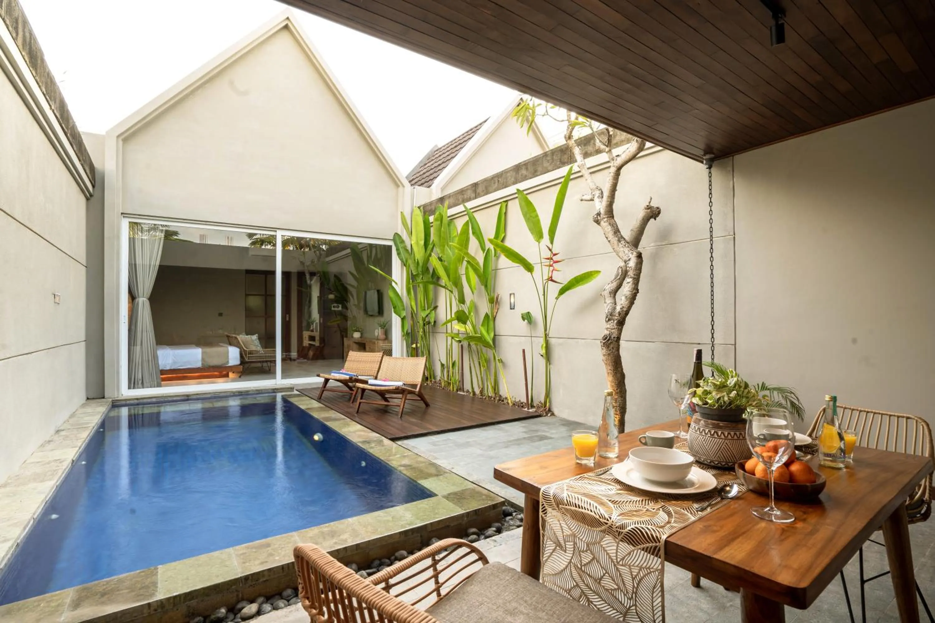 Pool view in Damarya Villa Canggu