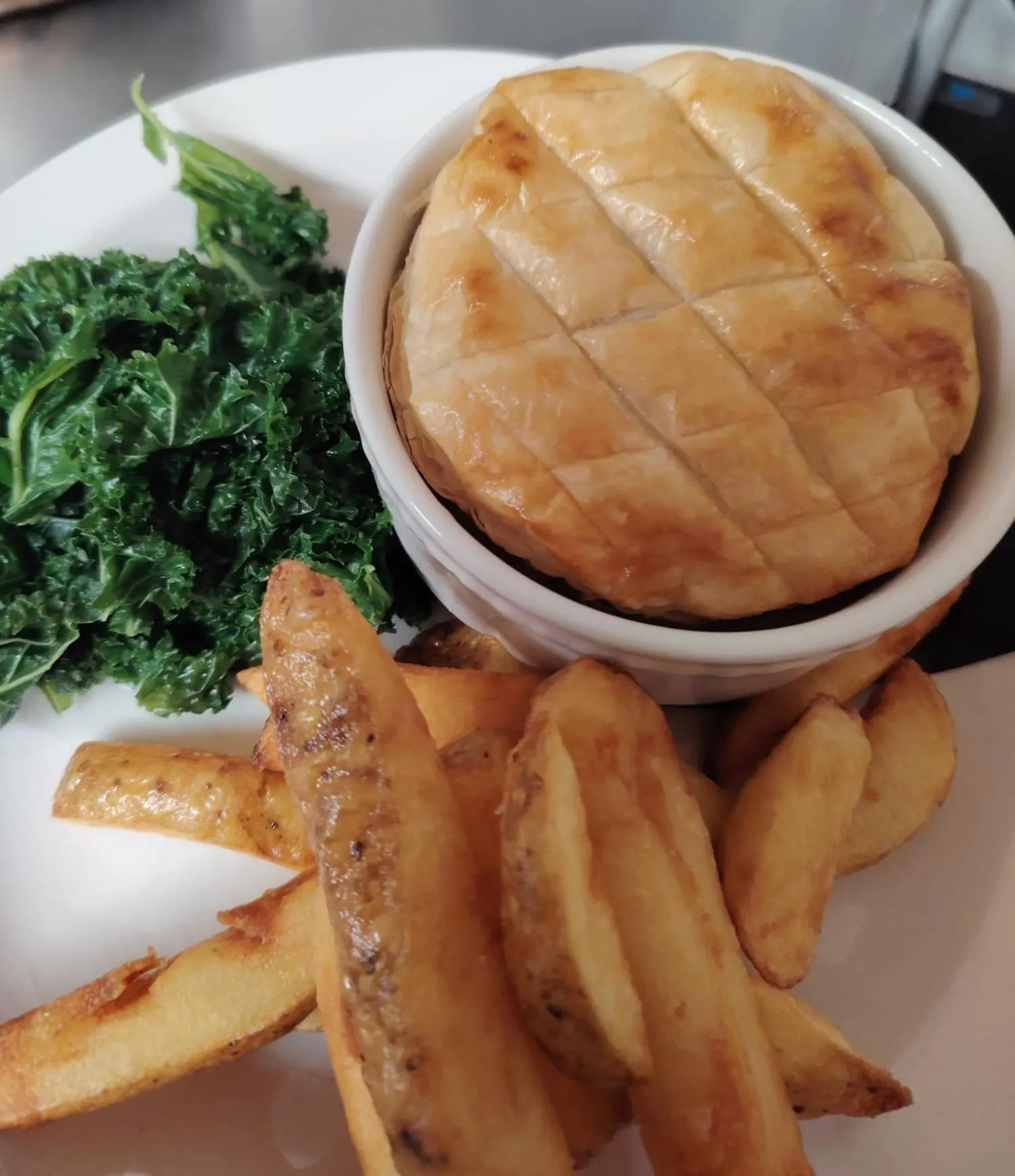 Kitchen or kitchenette in The Downe Arms Inn