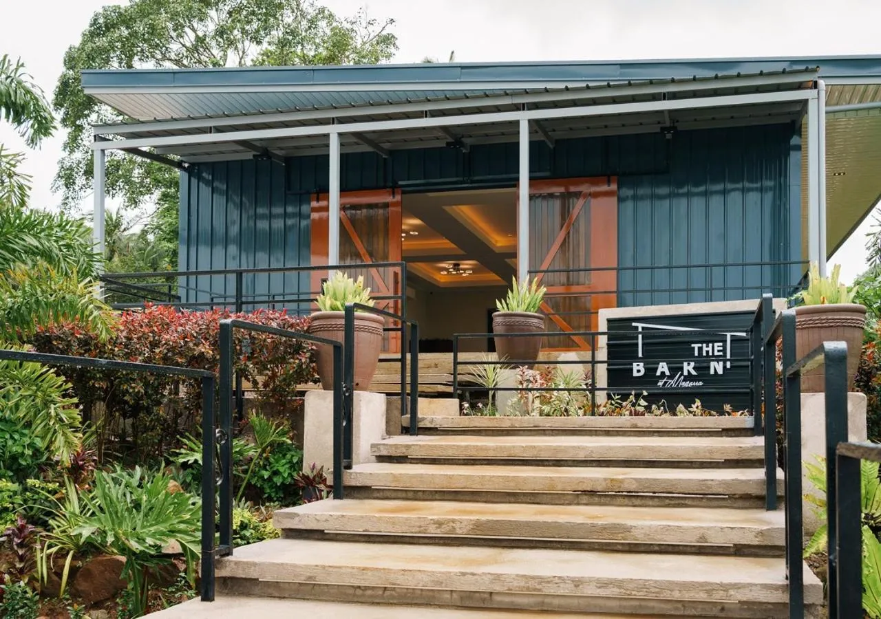 group of guests in Magarra Hotel