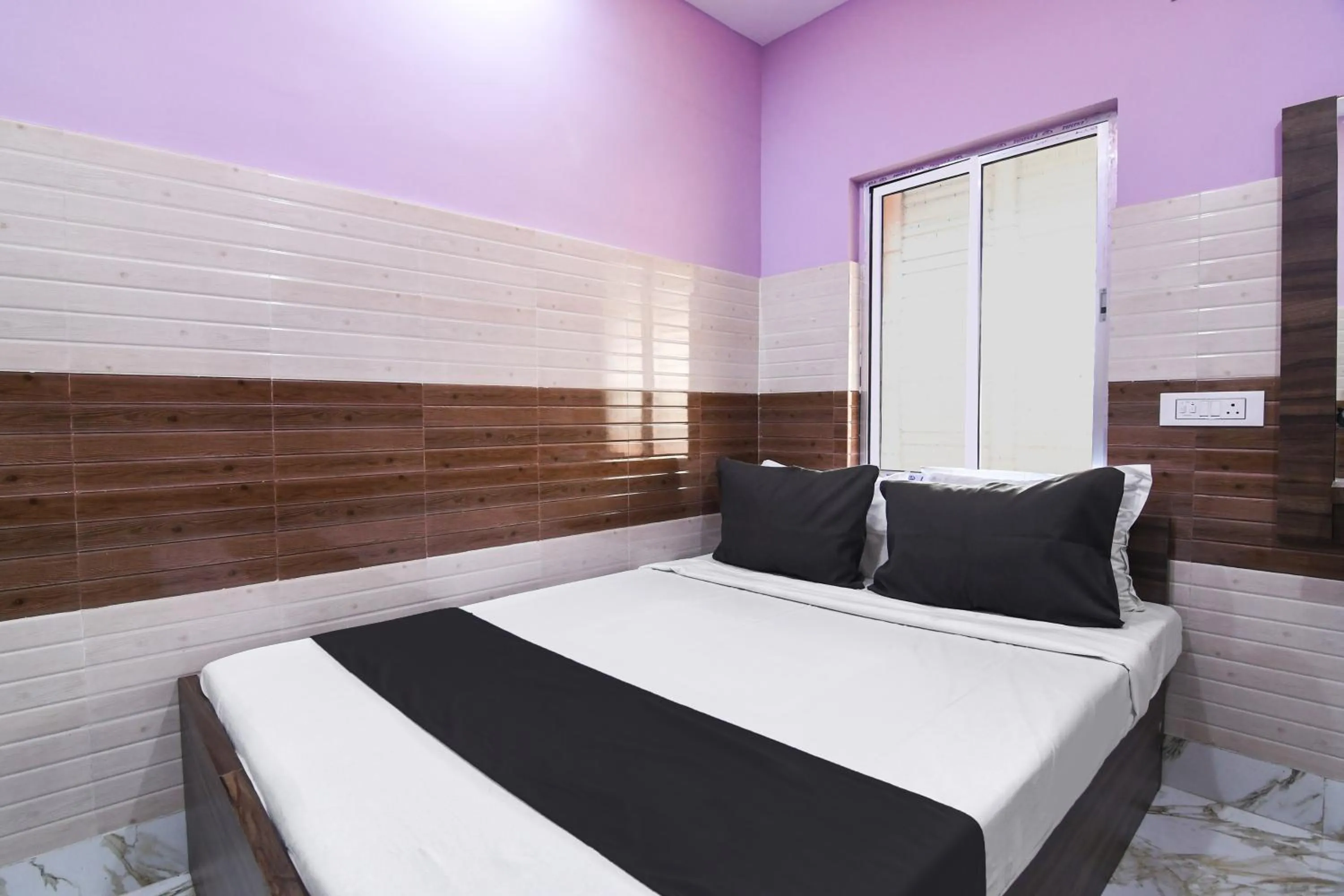 Bedroom, Bed in Hotel O PPS NEST Guest House