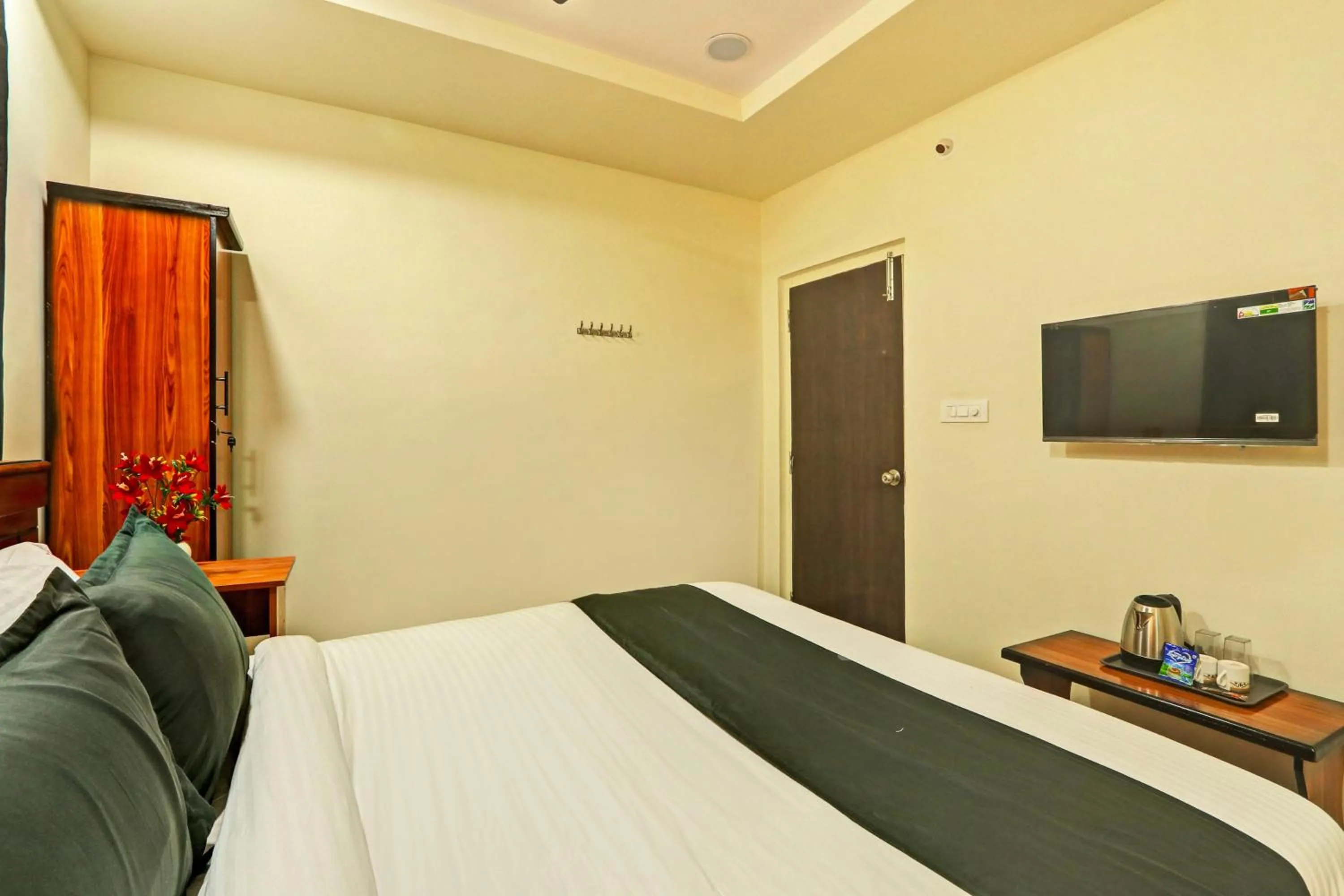 Bedroom, Bed in Hotel O JVP Hotels