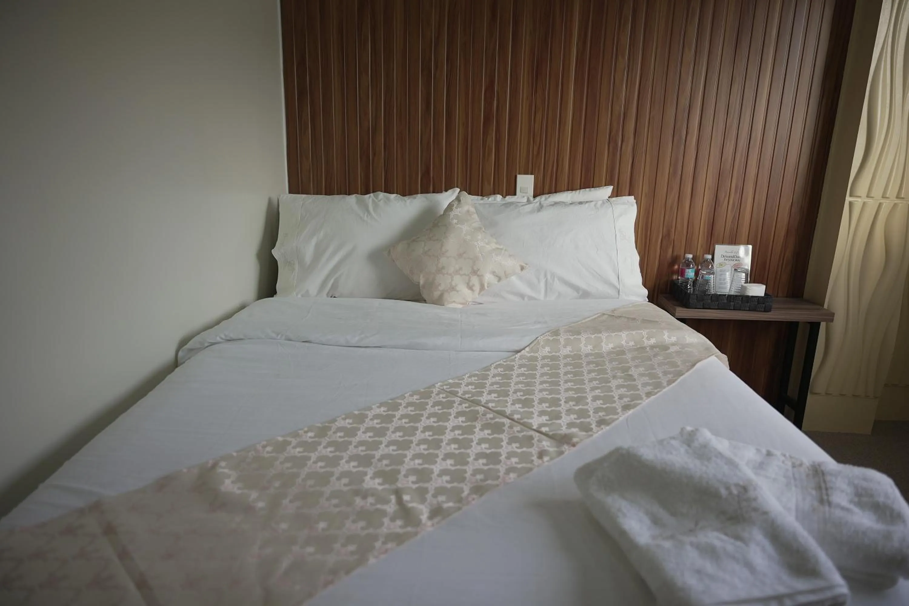 Bed in Manuela Suites Puerto Princesa near Airport