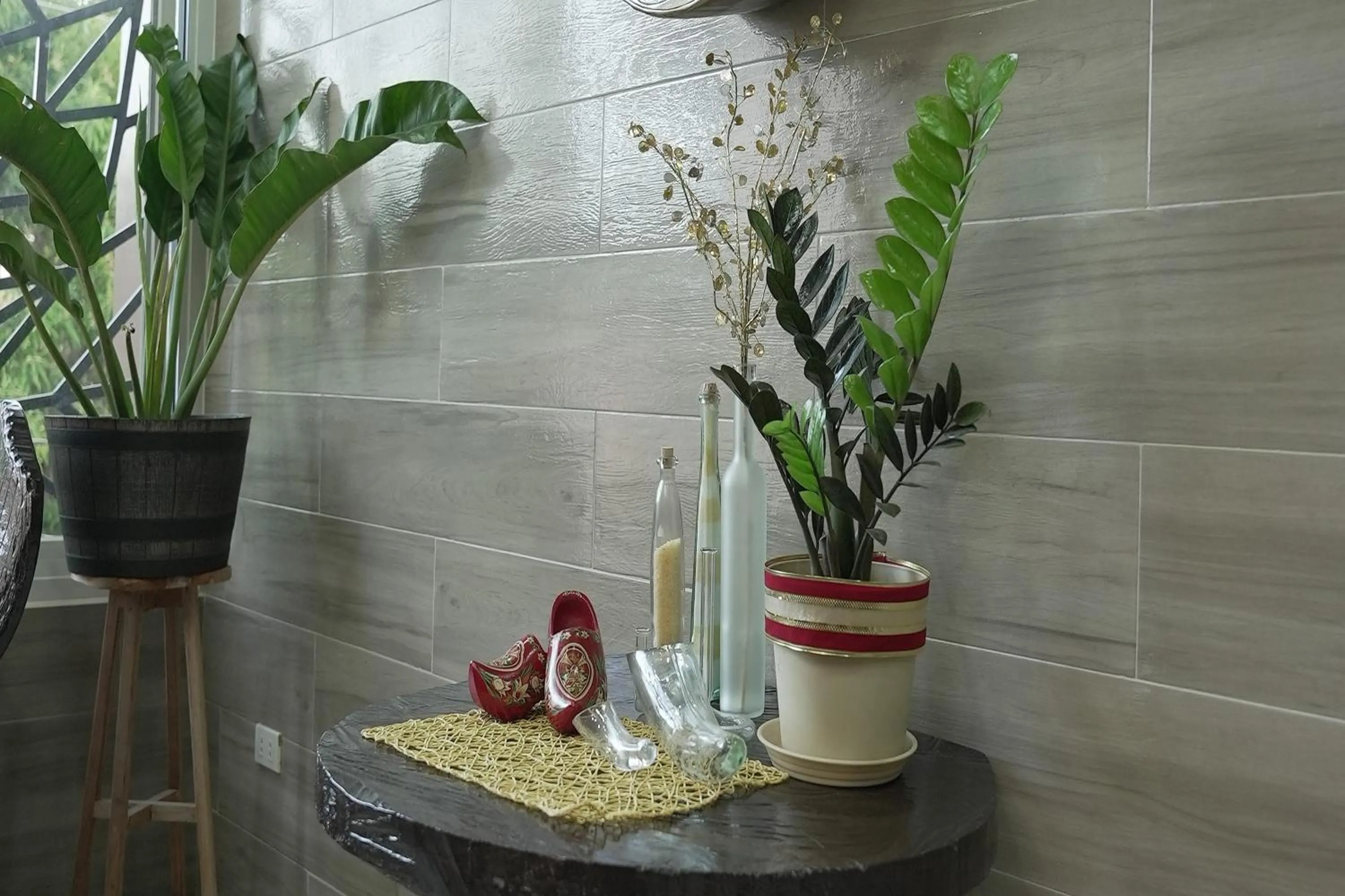 Lobby or reception in Manuela Suites Puerto Princesa near Airport