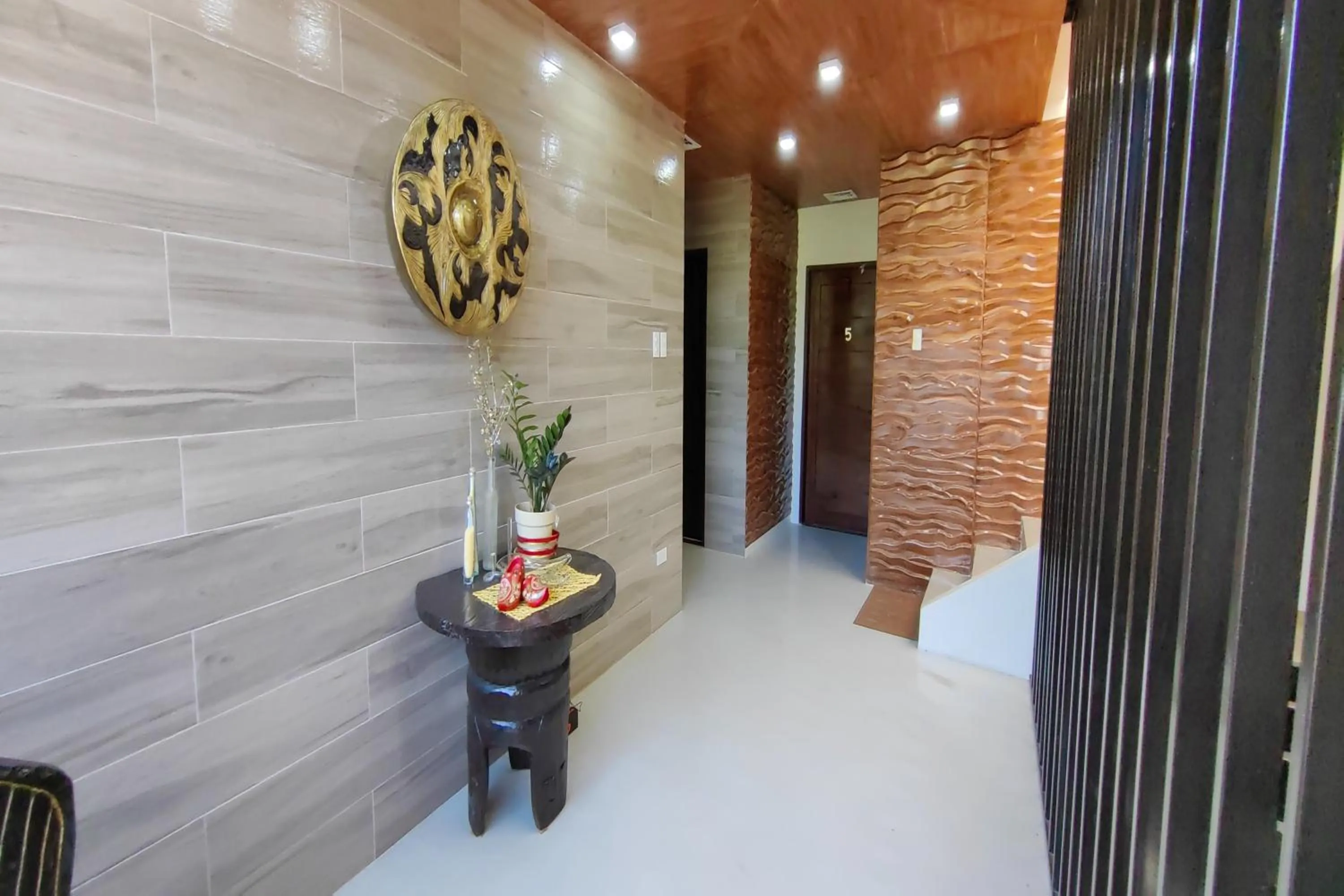 Lobby or reception in Manuela Suites Puerto Princesa near Airport