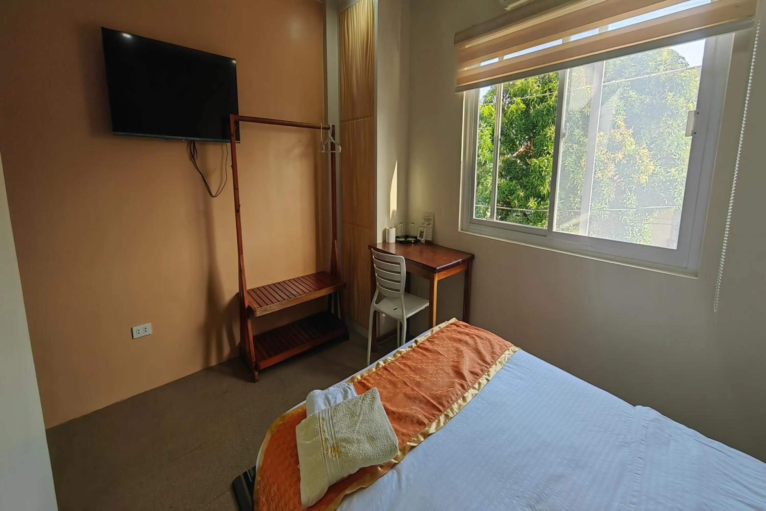 Bed in Manuela Suites Puerto Princesa near Airport