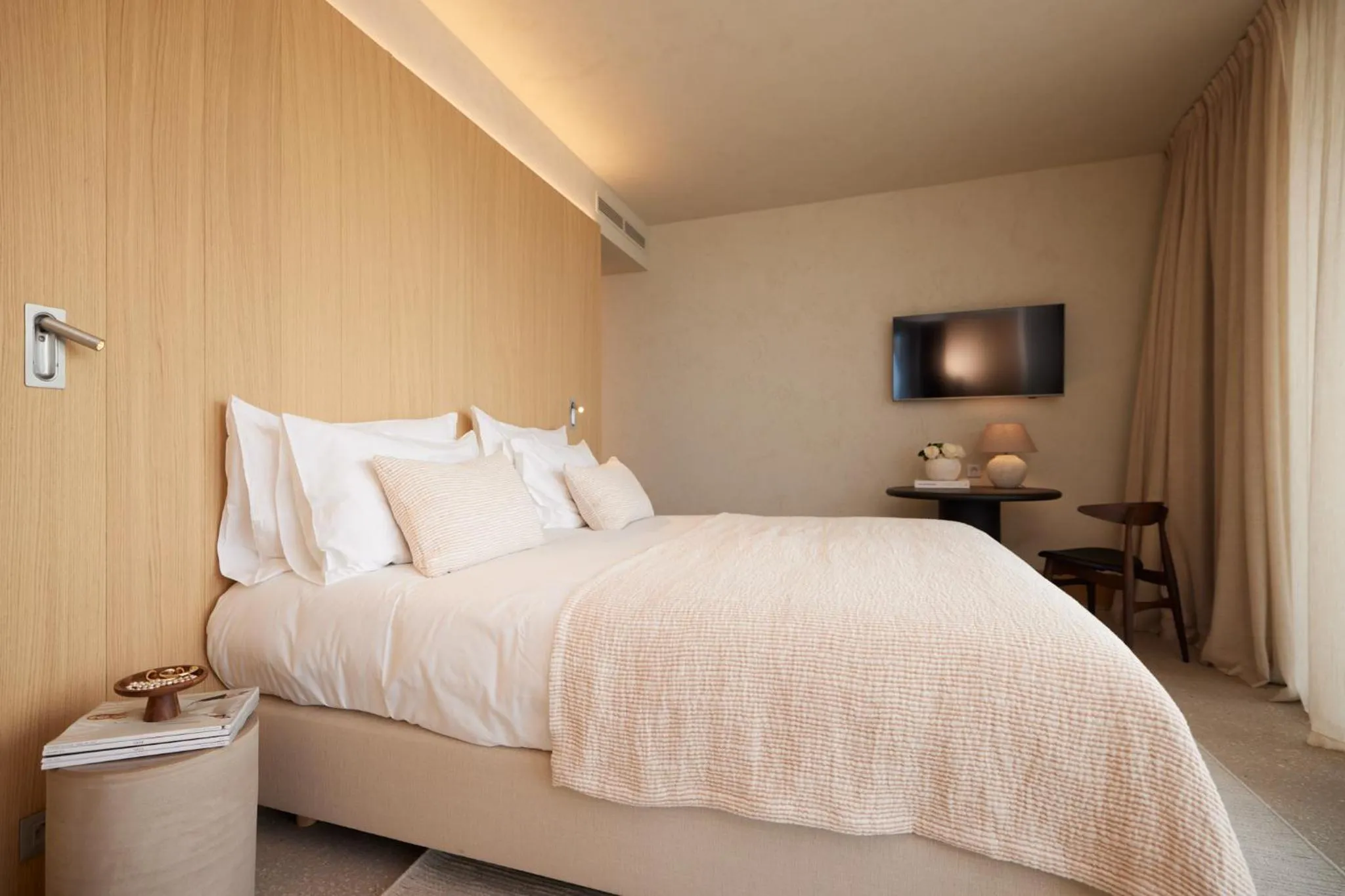 Bed in C-Hotels Silt