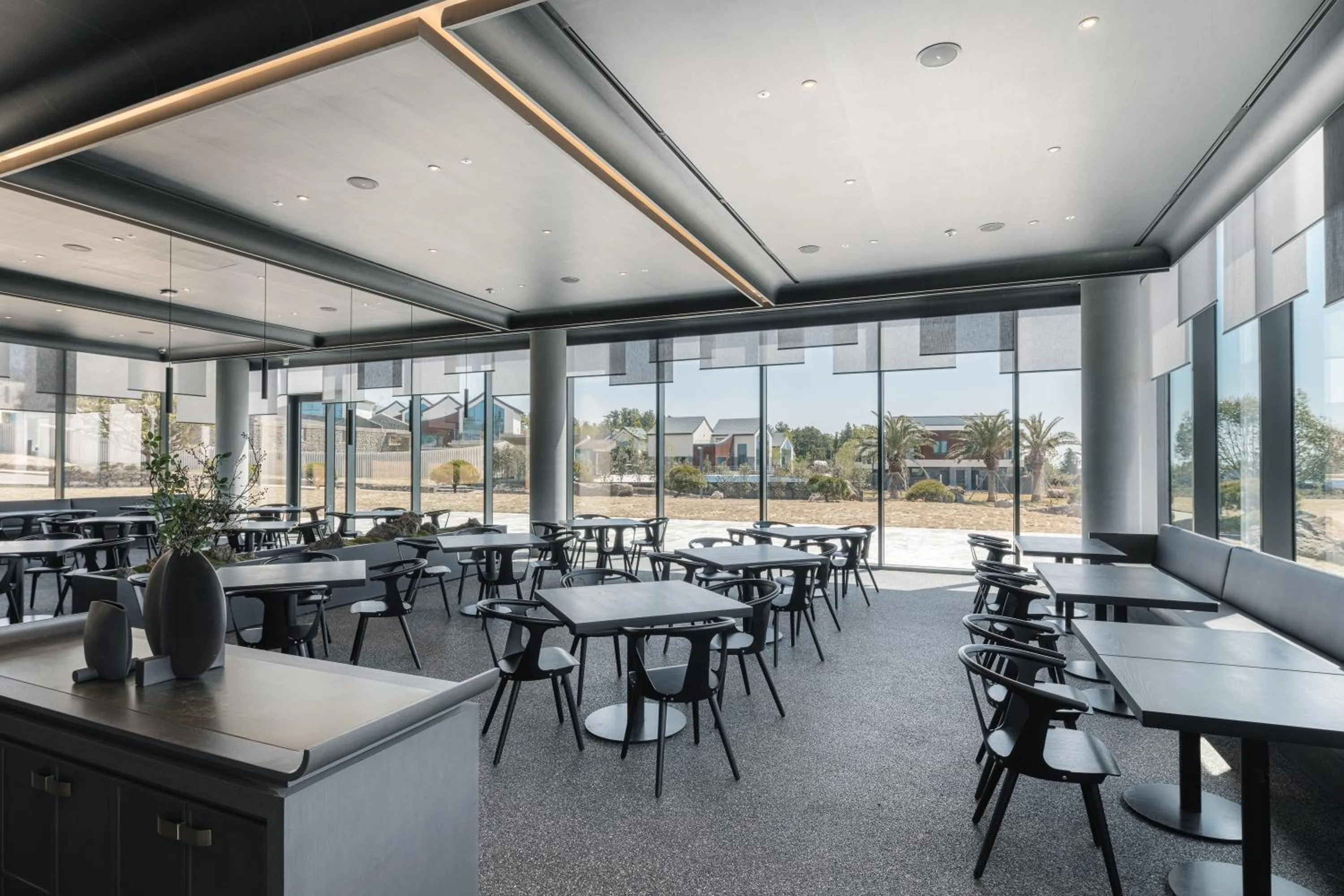 Restaurant/places to eat in Yakmaeul