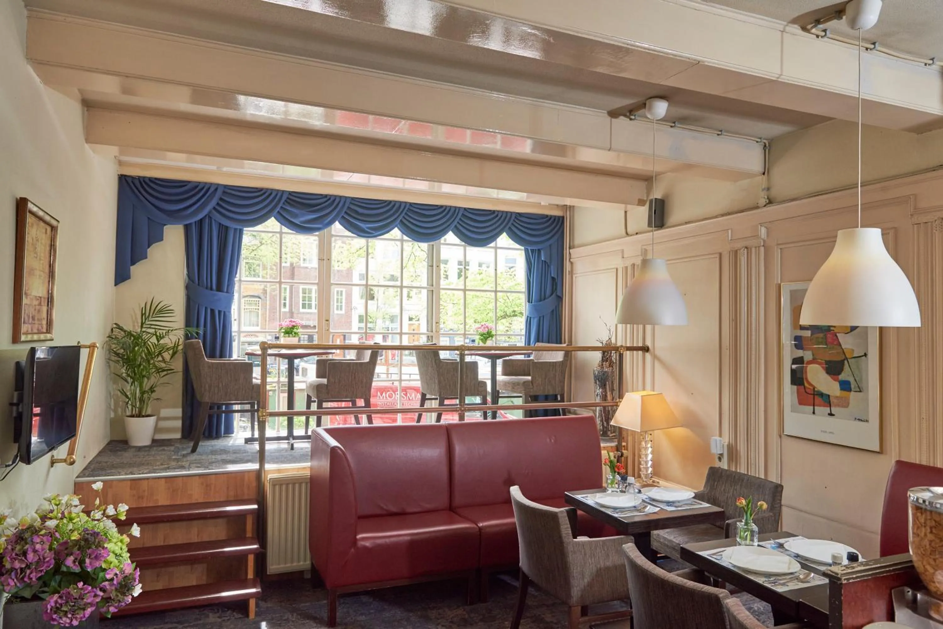 Seating area in ITC Hotel