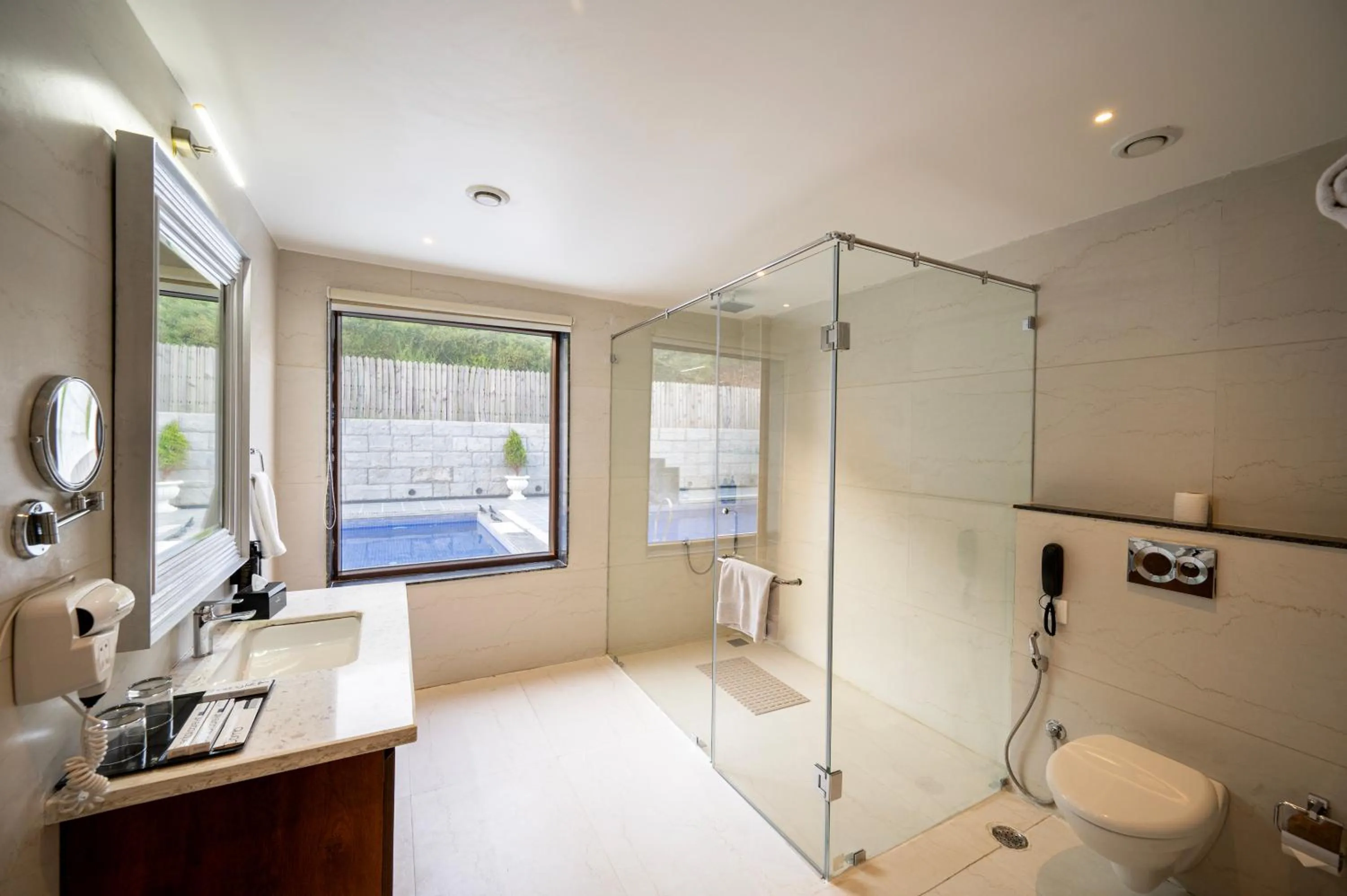 Essentia Luxury Resort & Spa Udaipur