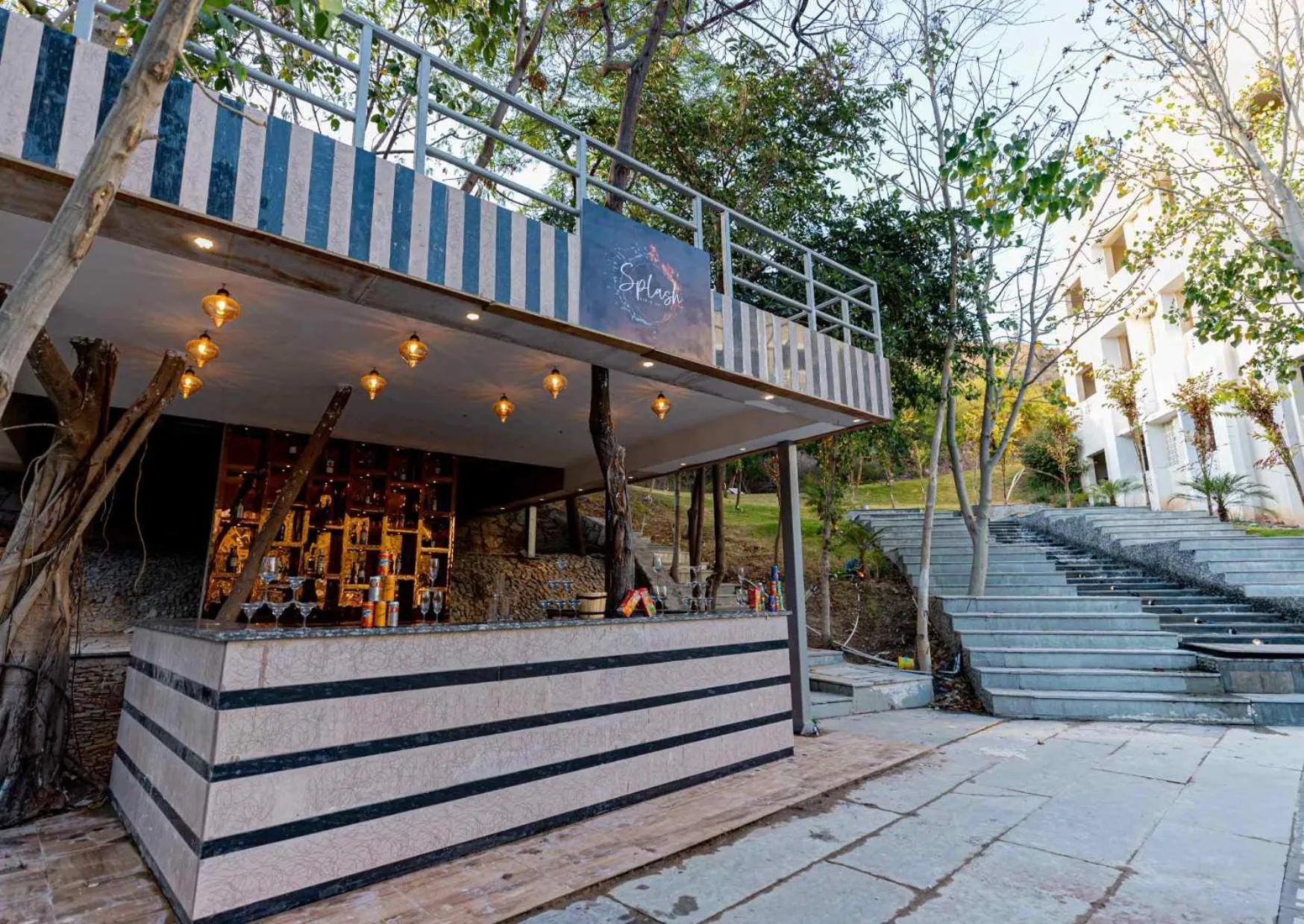 Swimming pool in Essentia Luxury Resort & Spa Udaipur