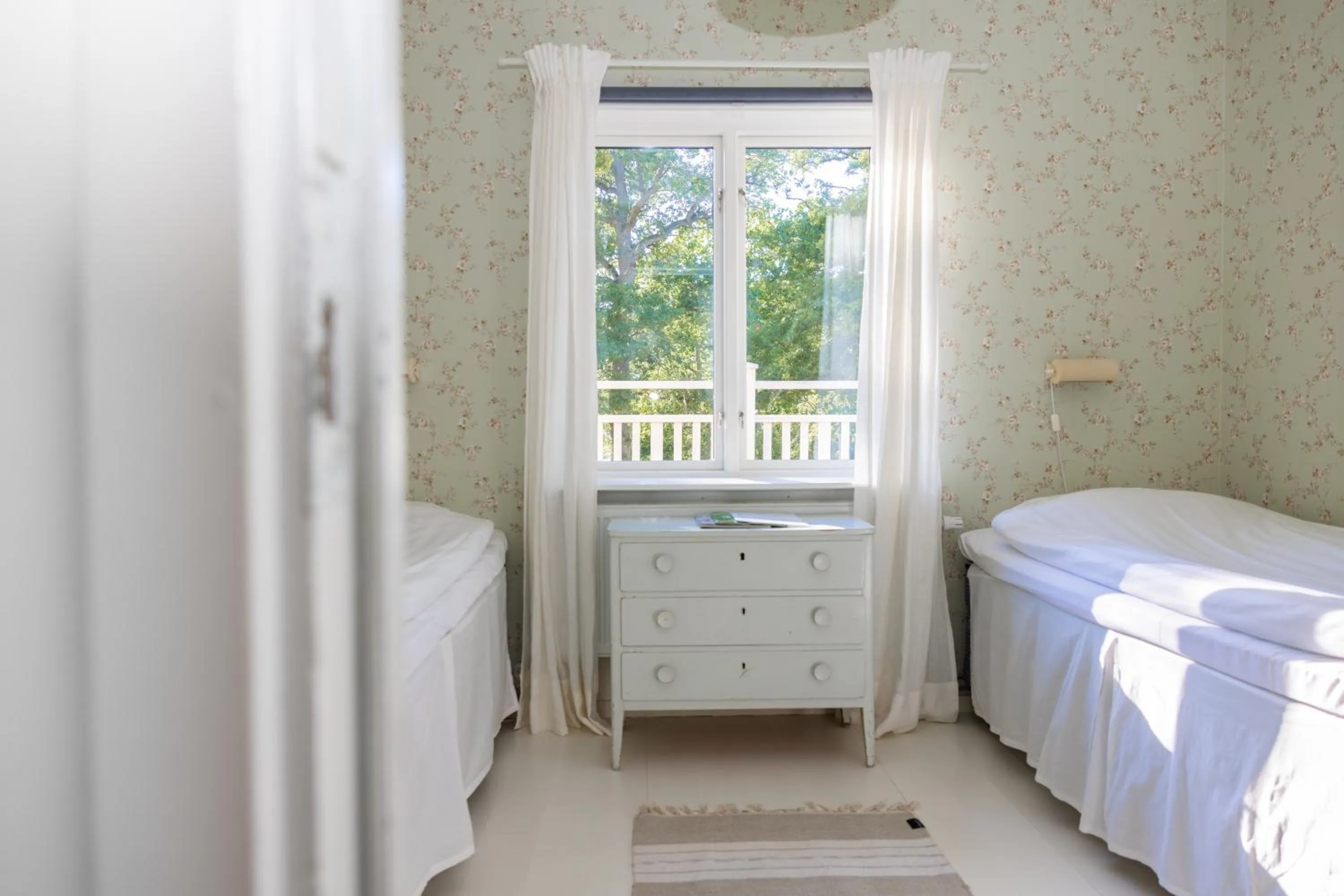 Photo of the whole room, Bed in Mormors Pensionat Strandhagen