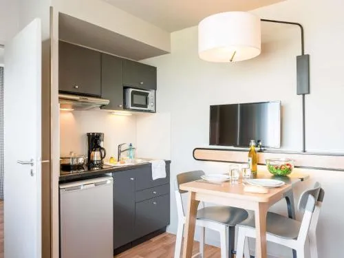 Aparthotel Adagio Access Paris Massy Gare