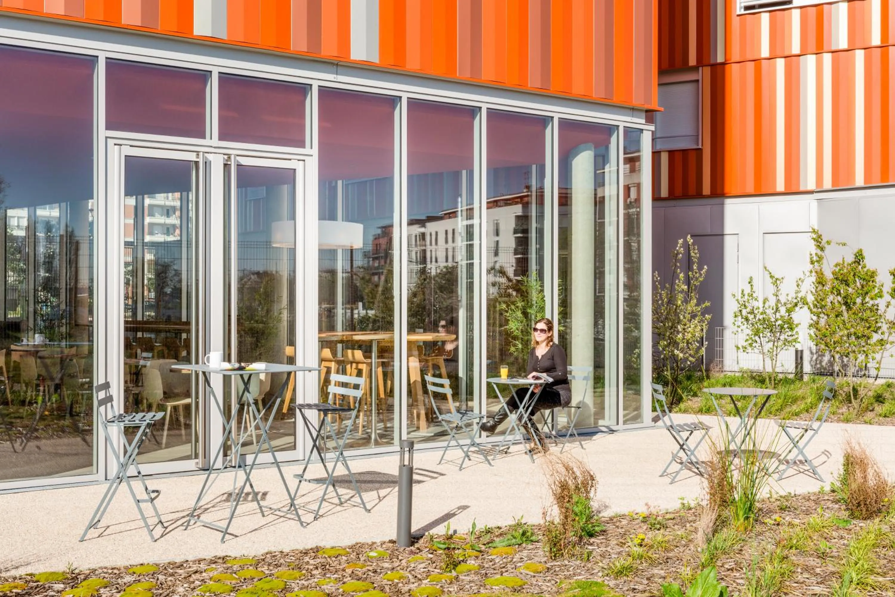 Patio in Aparthotel Adagio Access Paris Massy Gare