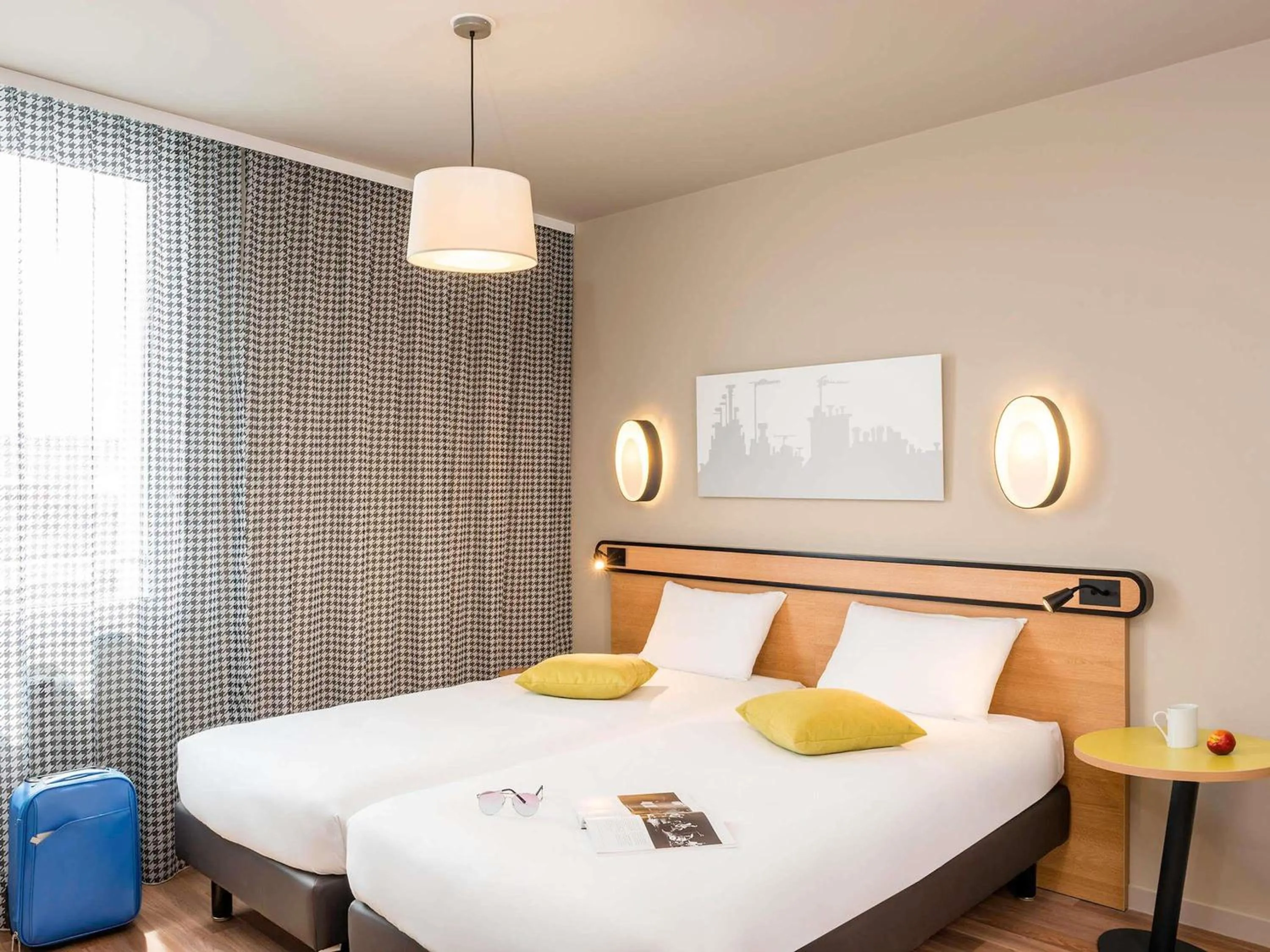 Bedroom, Bed in Aparthotel Adagio Access Paris Massy Gare