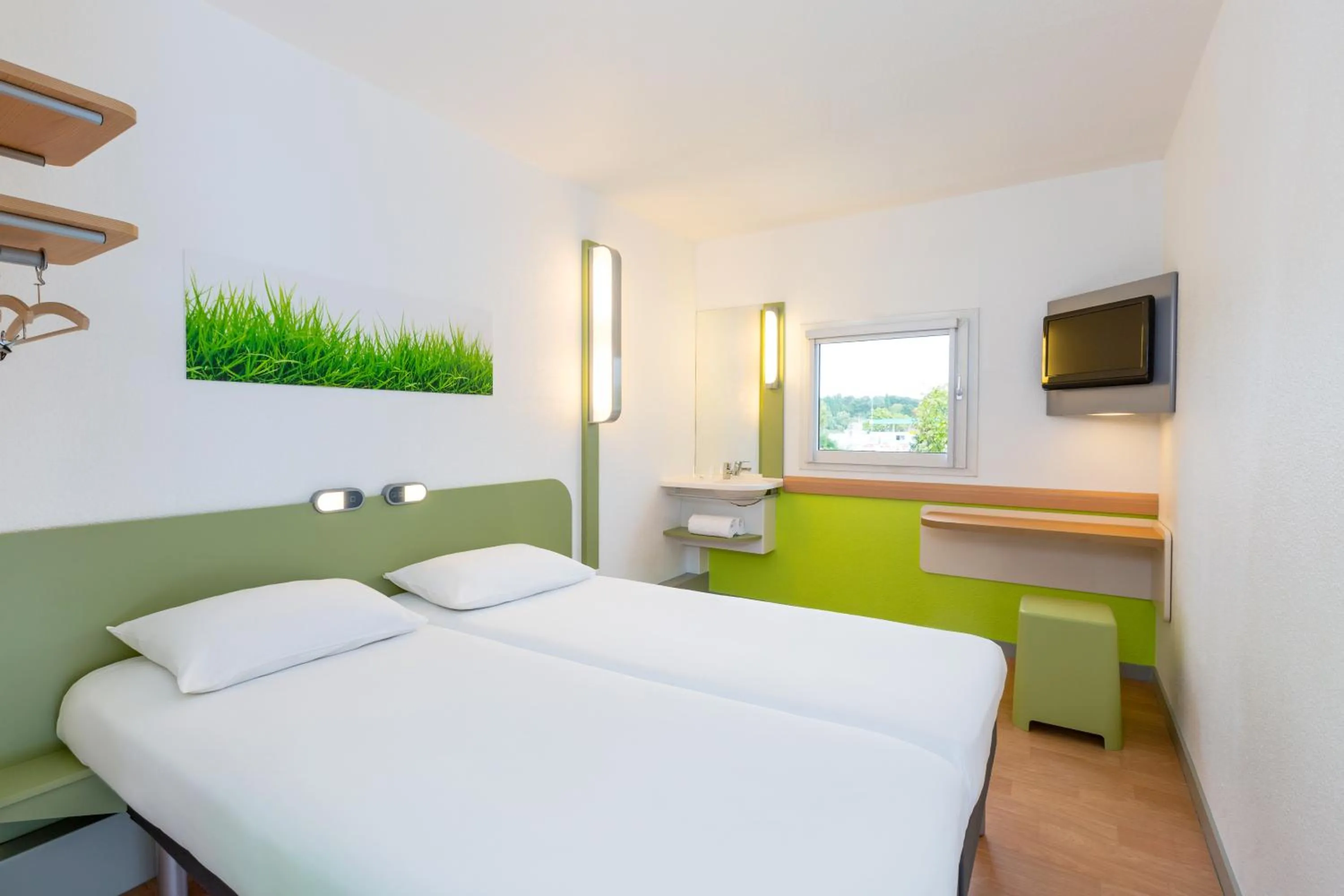 Bed in Ibis Budget Angers Parc des Expositions