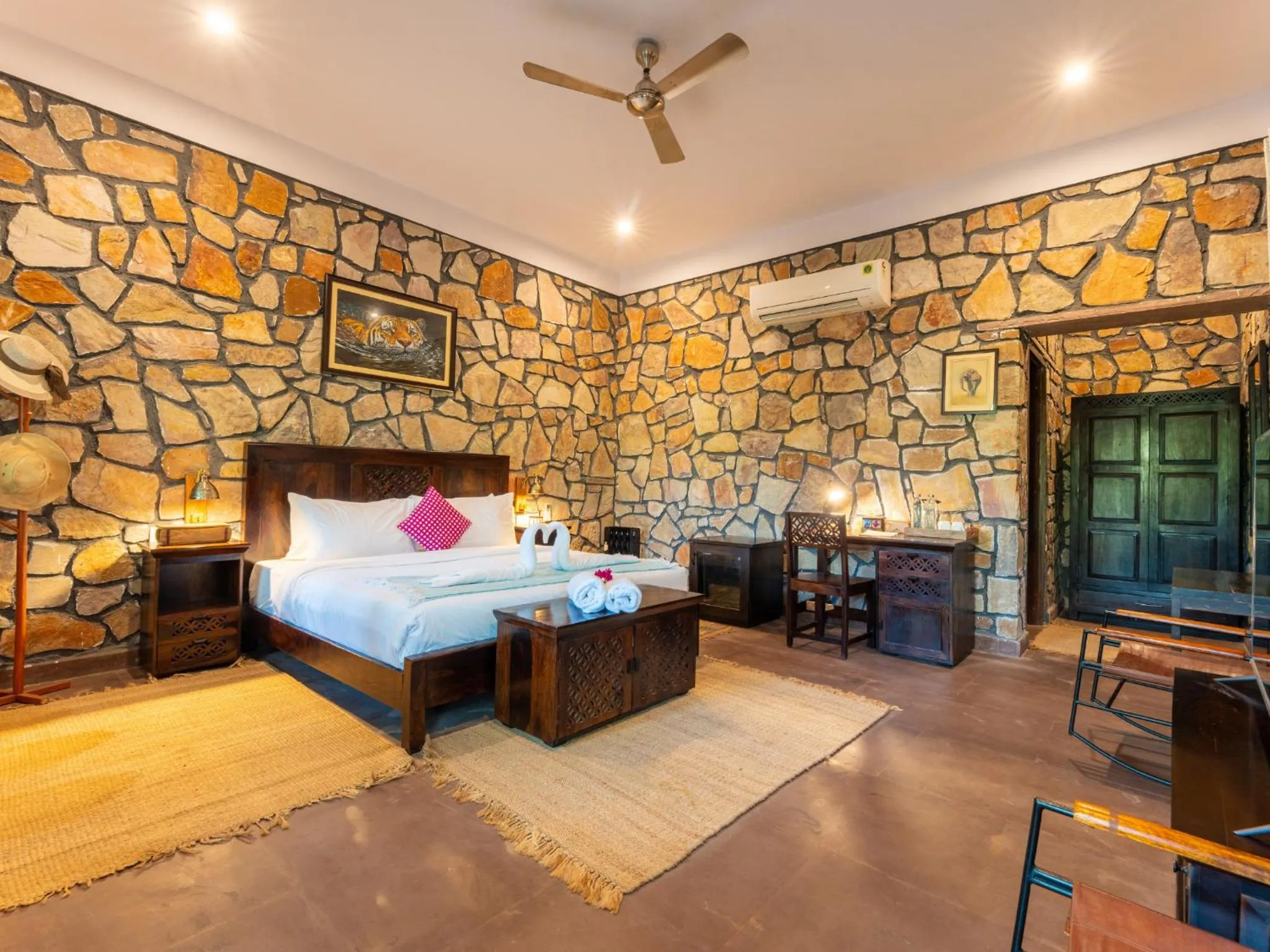 Bedroom, Bed in Moustache Ranthambore Luxuria