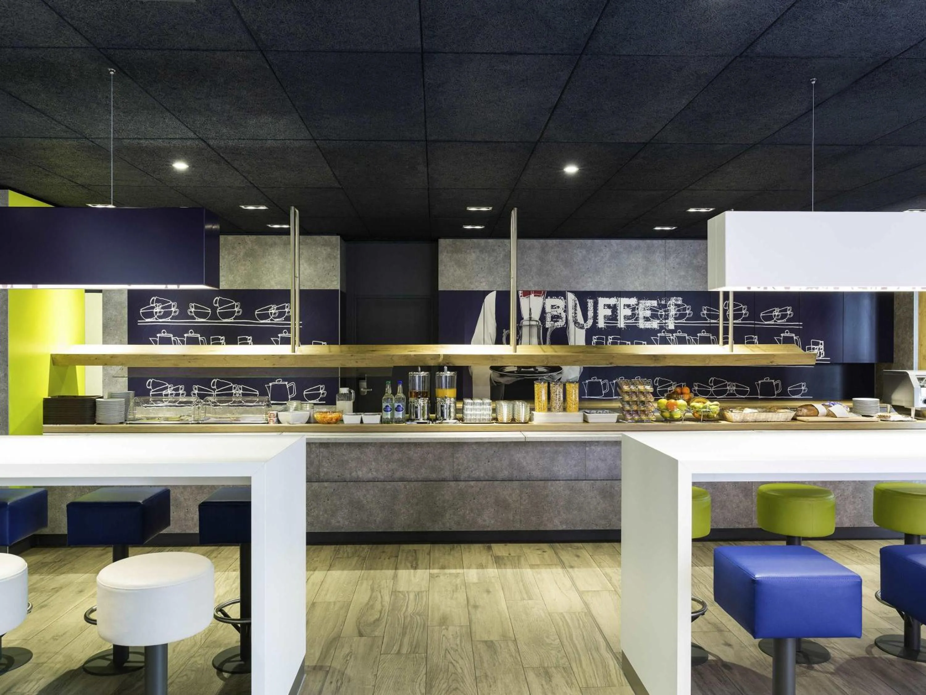 Breakfast in ibis budget Zurich Airport