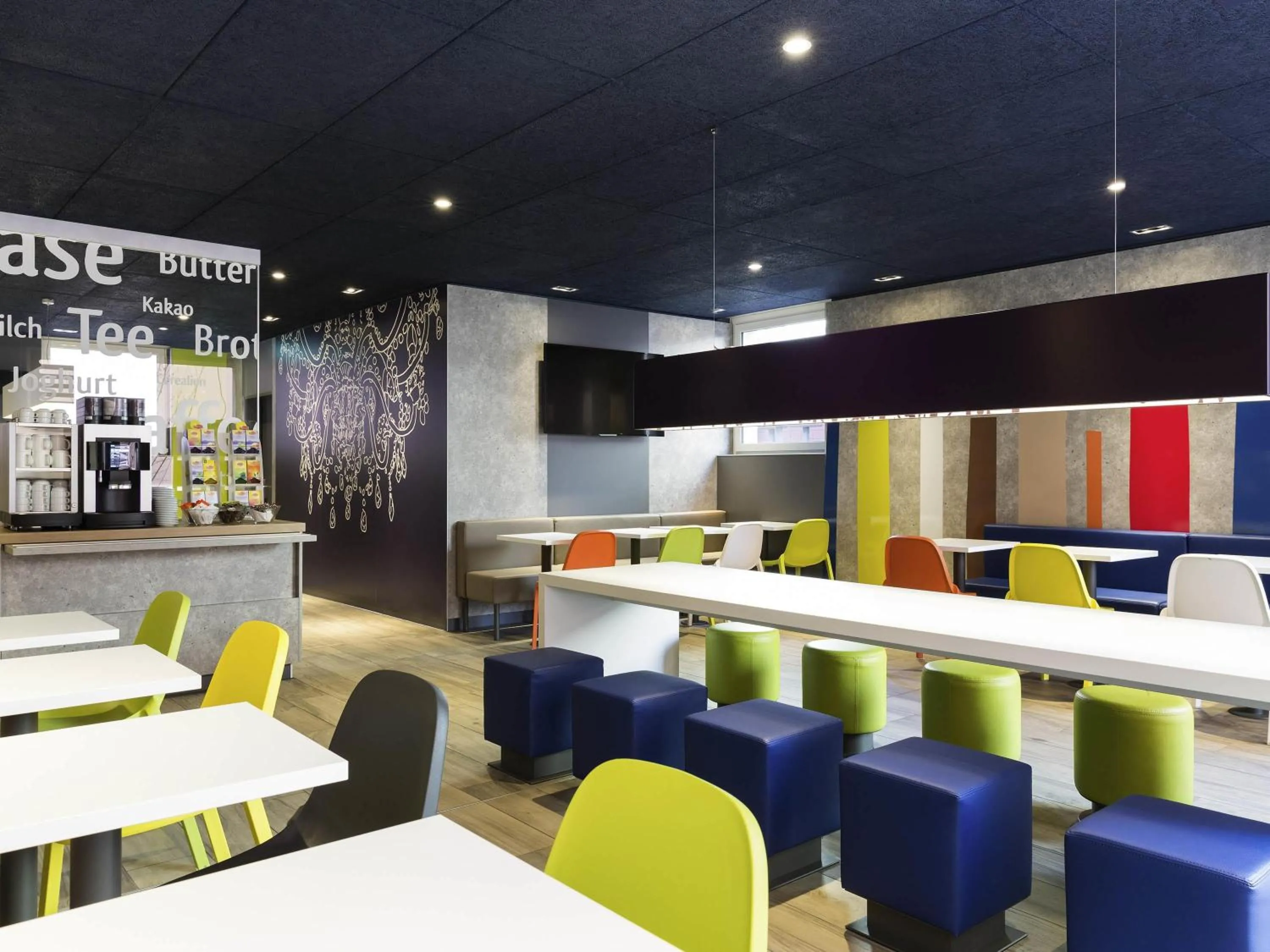 Breakfast in ibis budget Zurich Airport